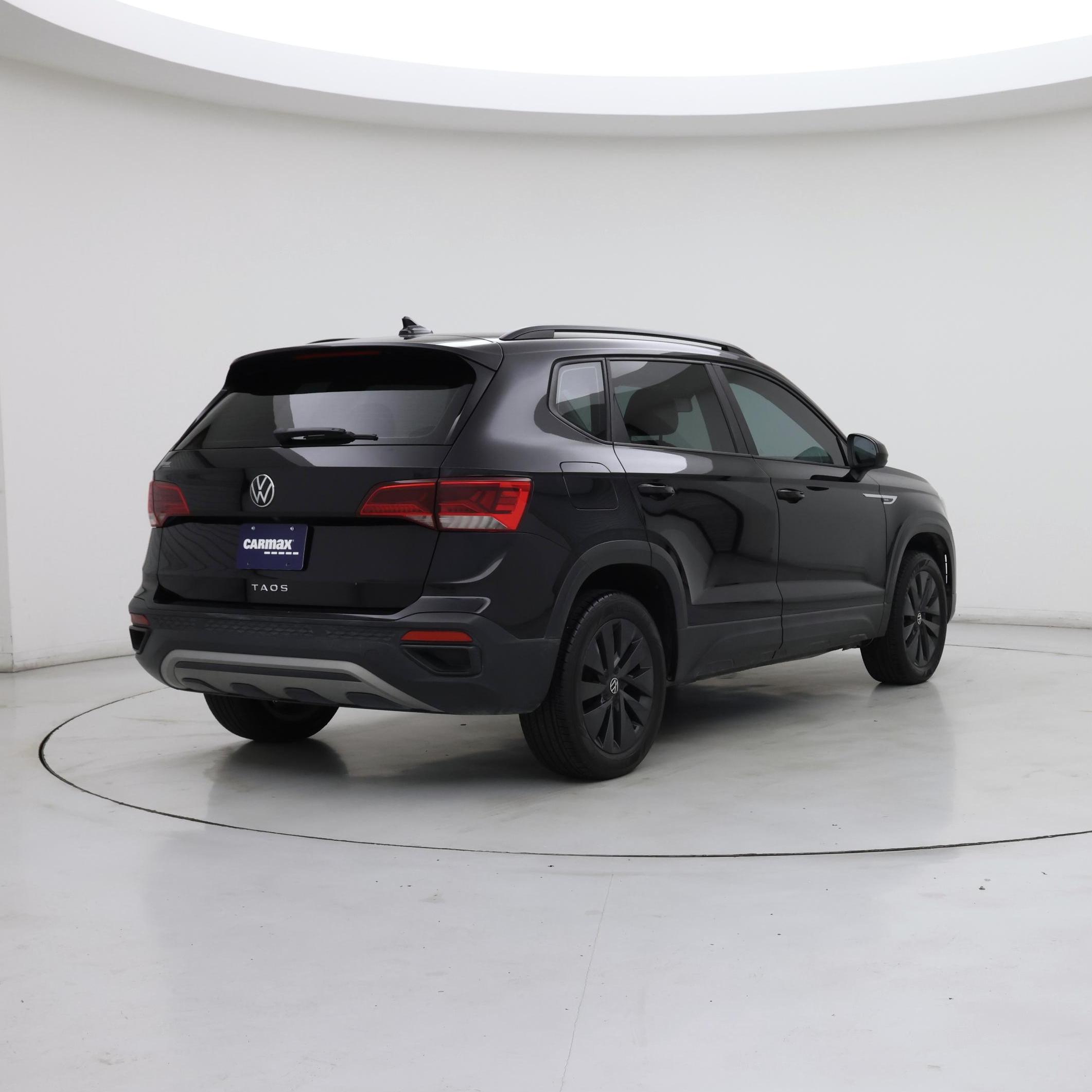 Thumbnail: 2022 Volkswagen Taos - 8