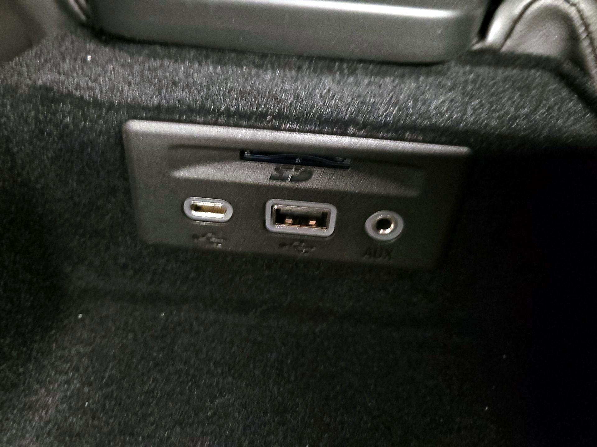 Thumbnail: 2023 Chevrolet Corvette - 17