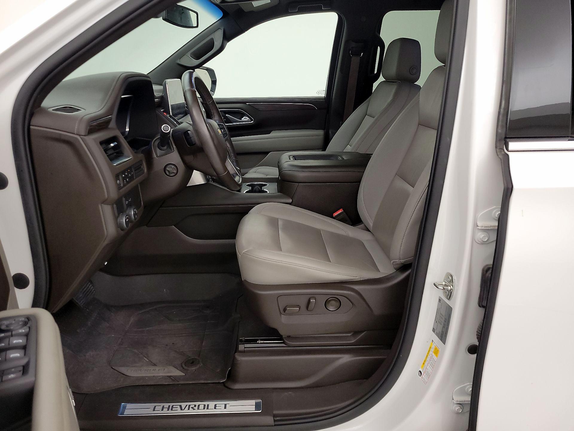 Thumbnail: 2022 Chevrolet Suburban - 11