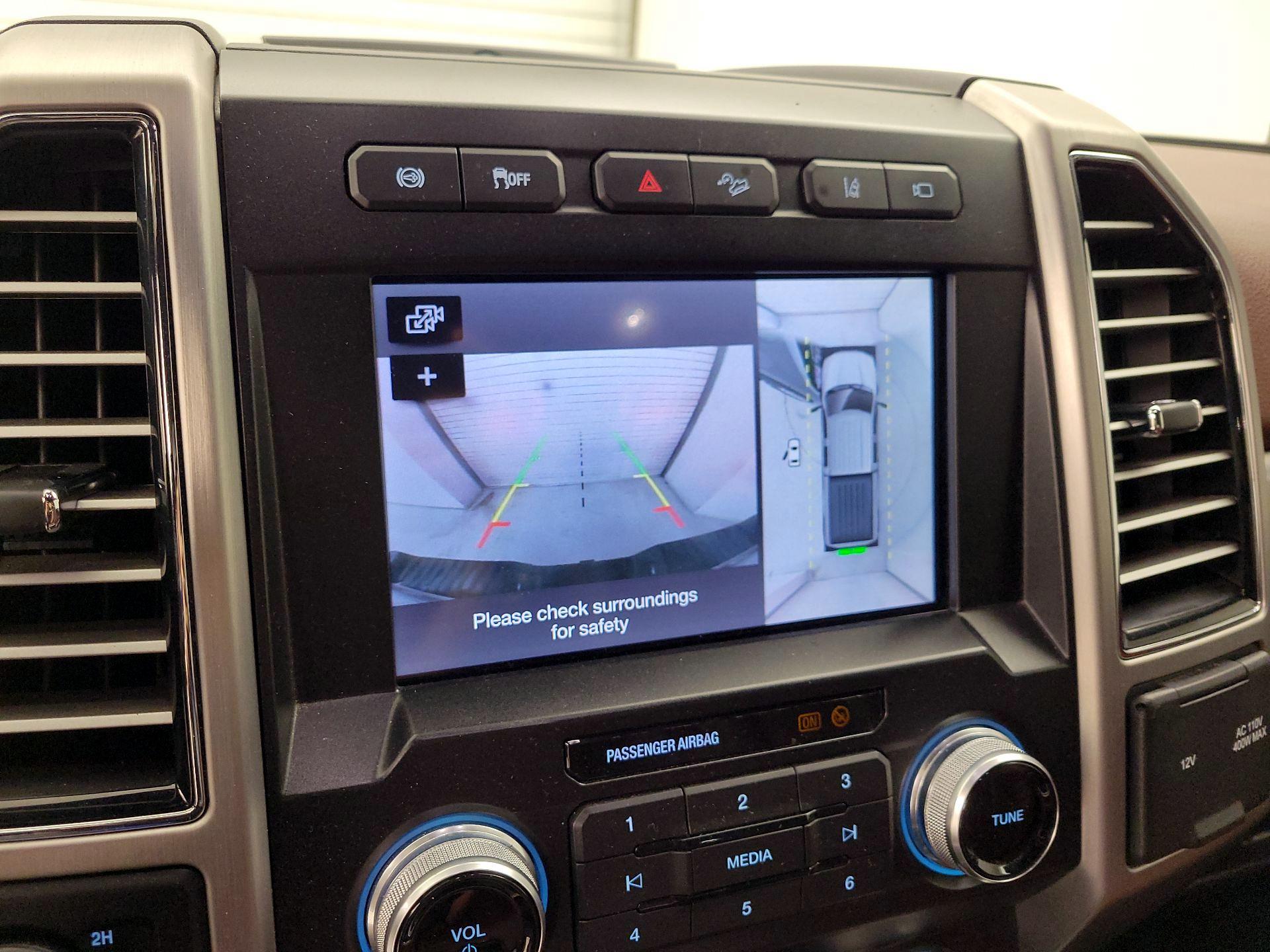 Thumbnail: 2019 Ford F-350 - 15