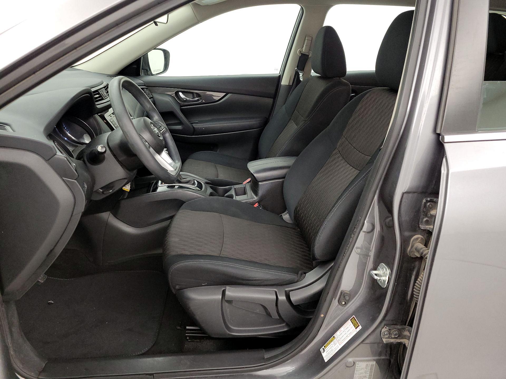 Thumbnail: 2018 Nissan Rogue - 11