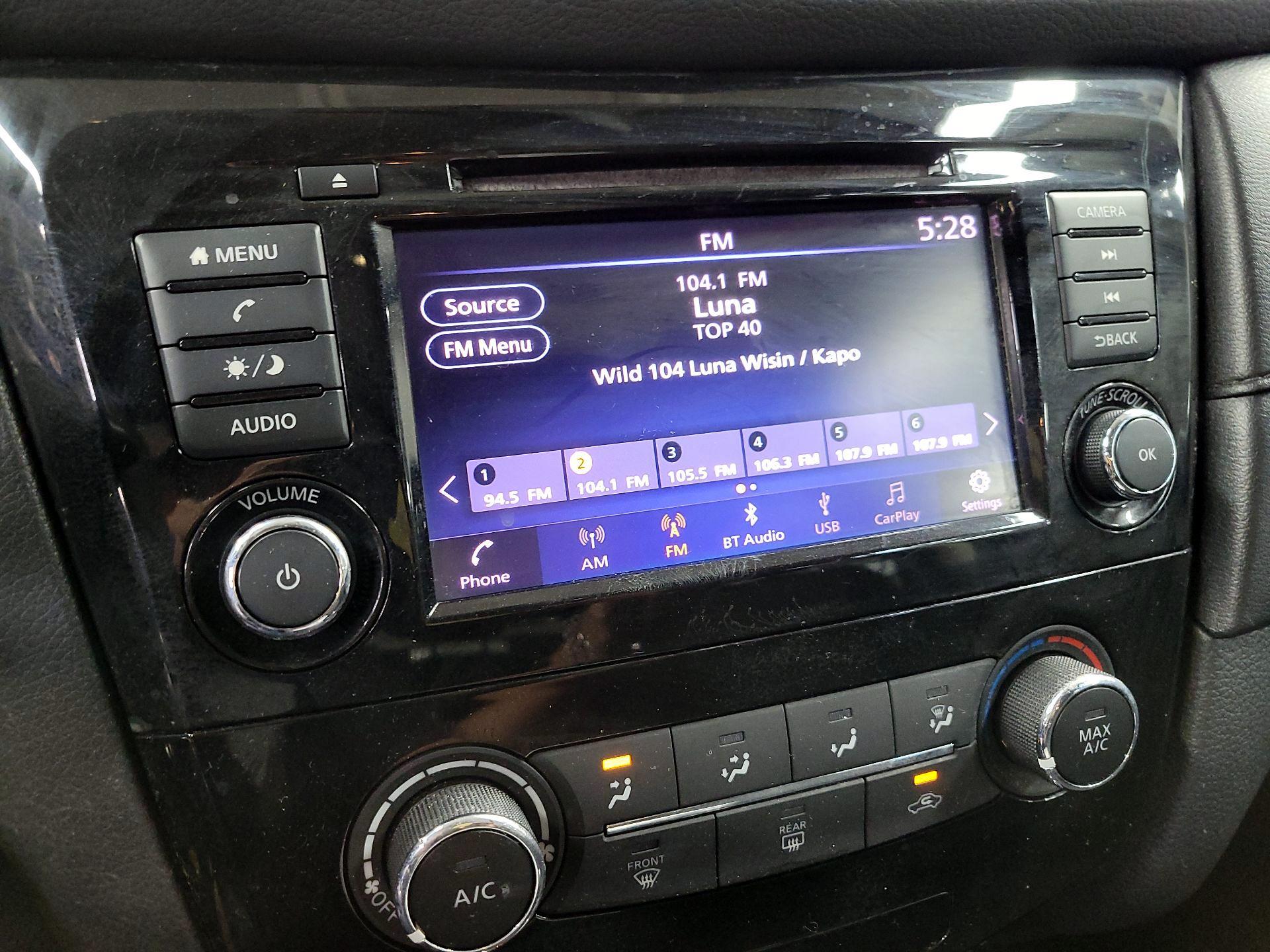 Thumbnail: 2018 Nissan Rogue - 15