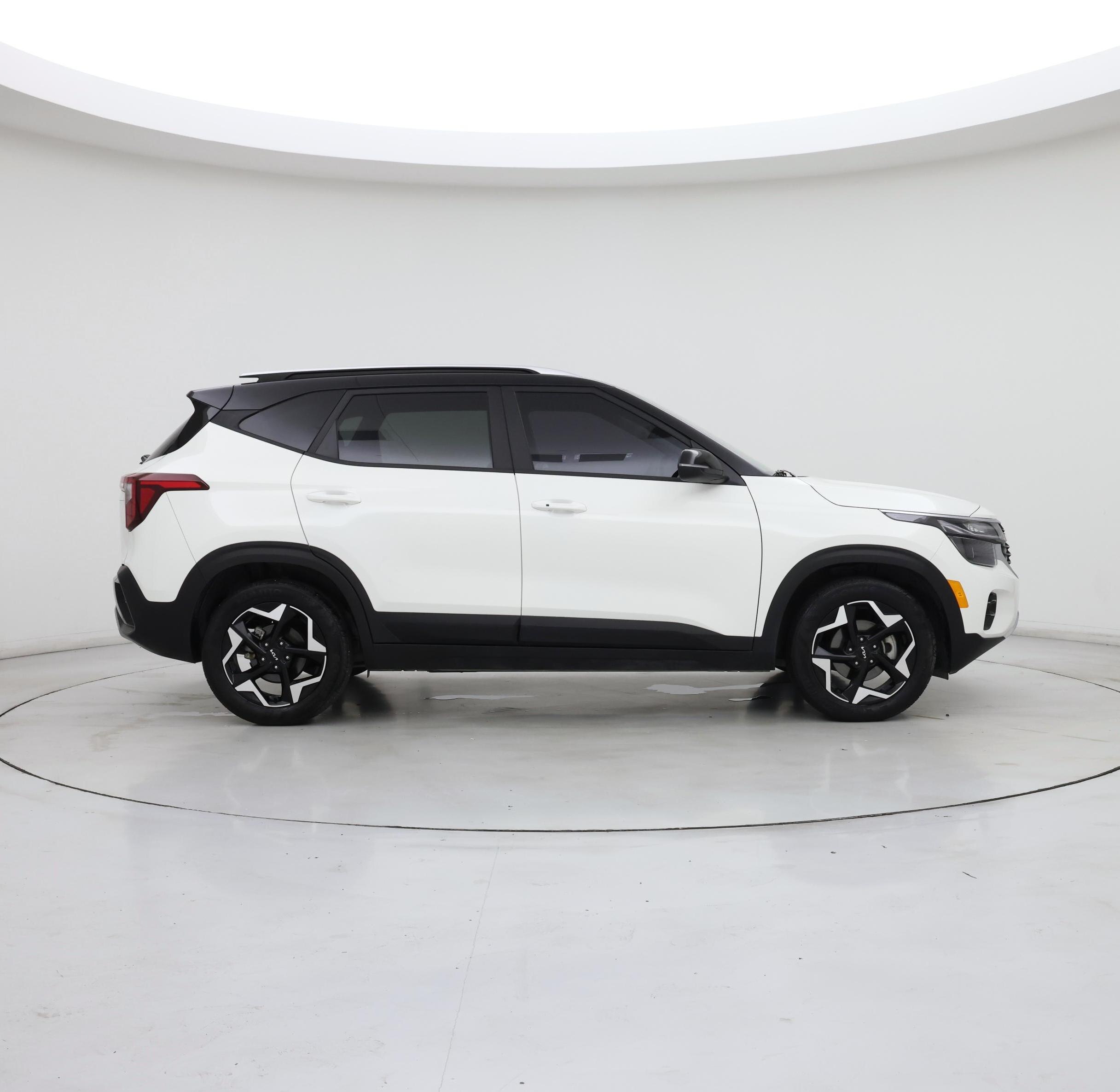 Thumbnail: 2025 Kia Seltos - 7