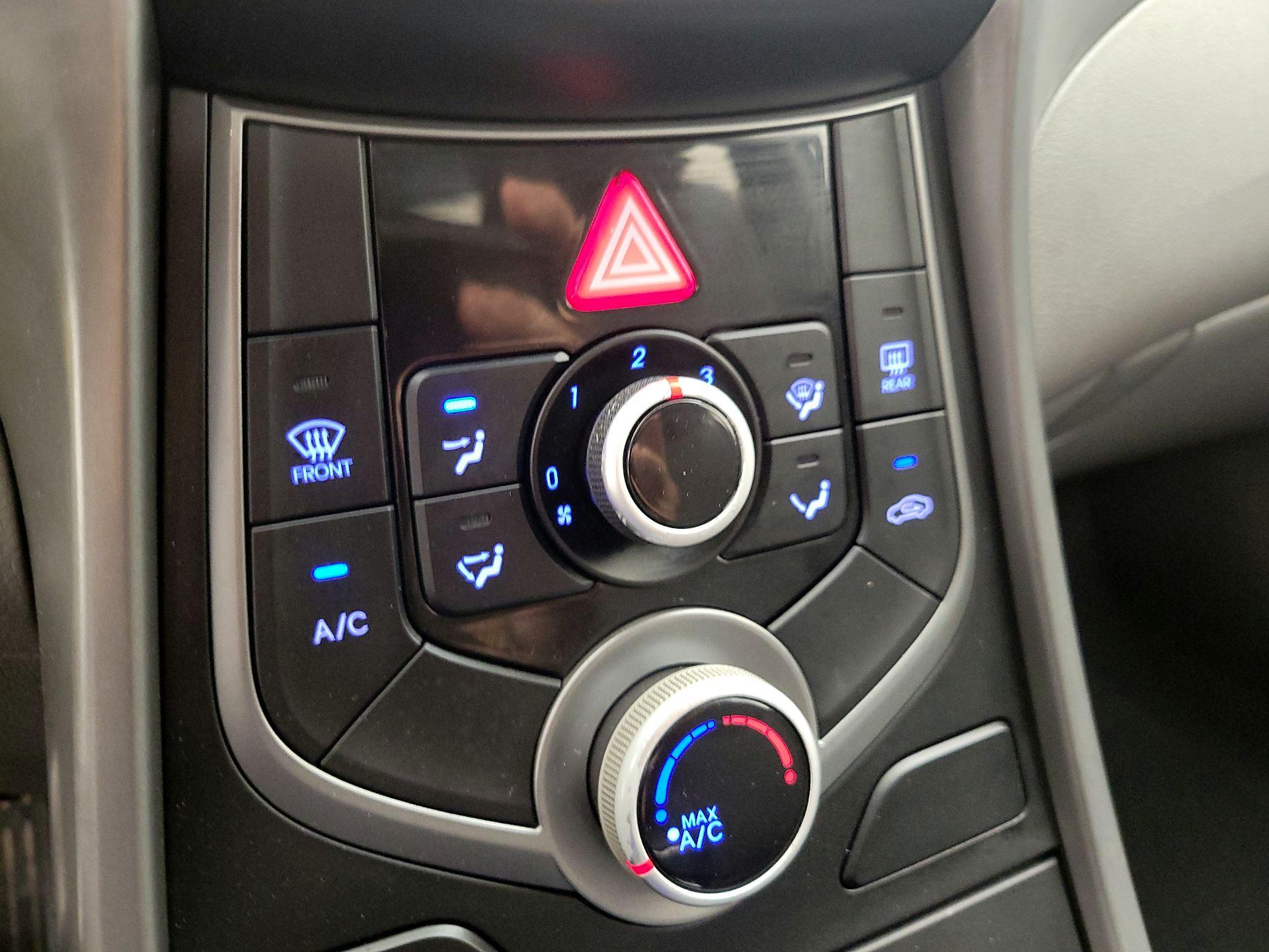 Thumbnail: 2016 Hyundai Elantra - 15