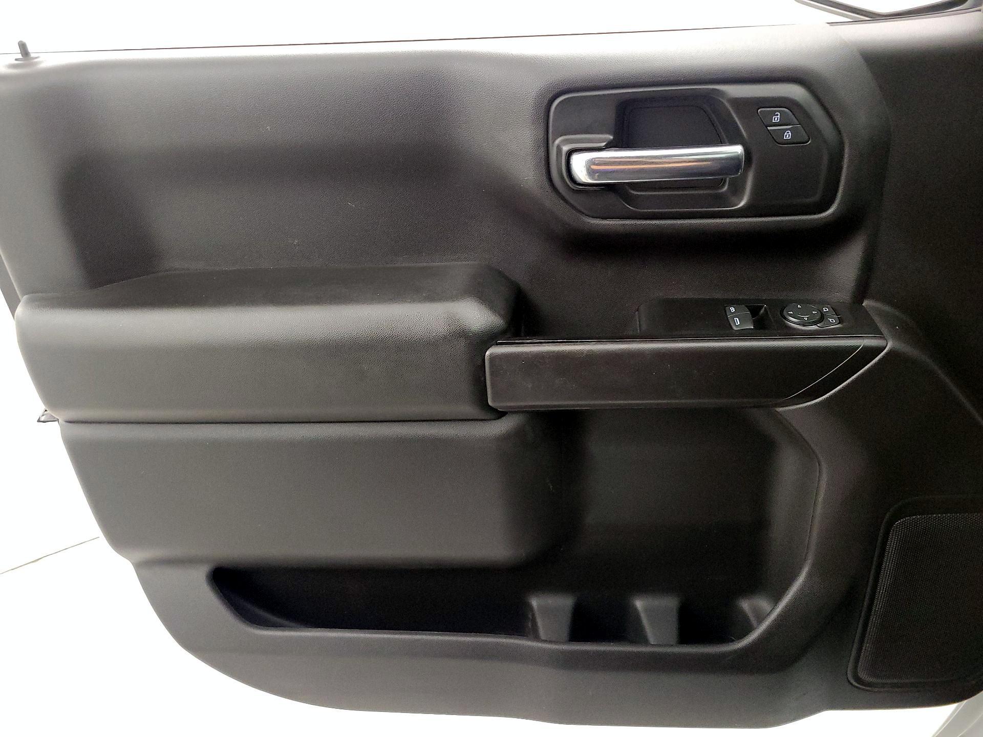 Thumbnail: 2020 Chevrolet Silverado 1500 - 12