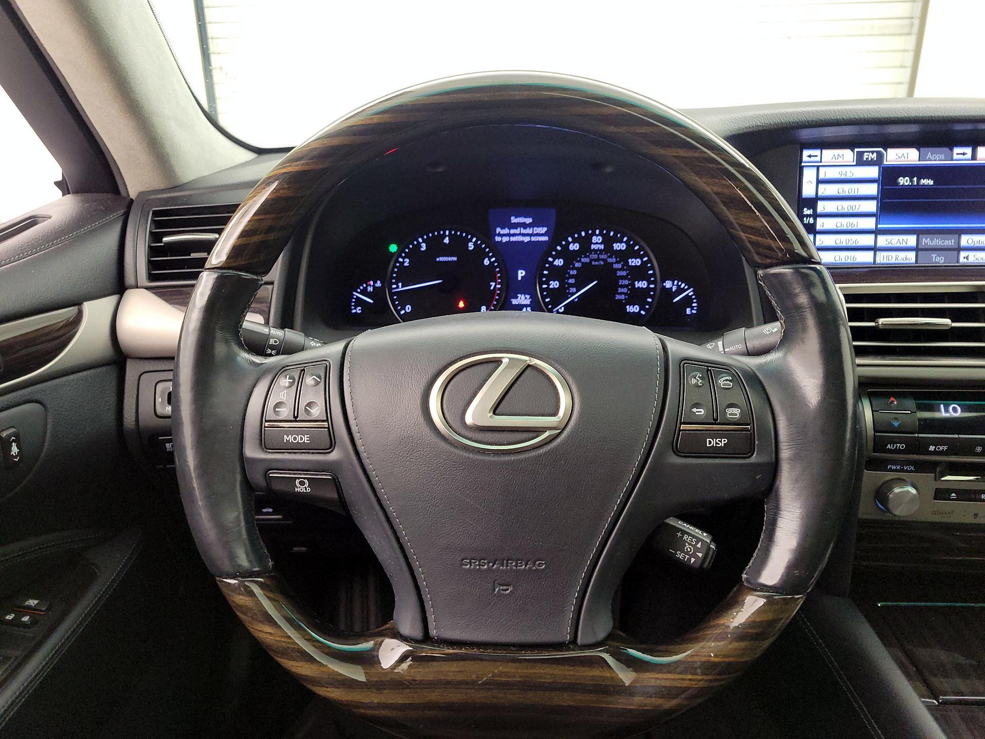 Thumbnail: 2014 Lexus LS - 10