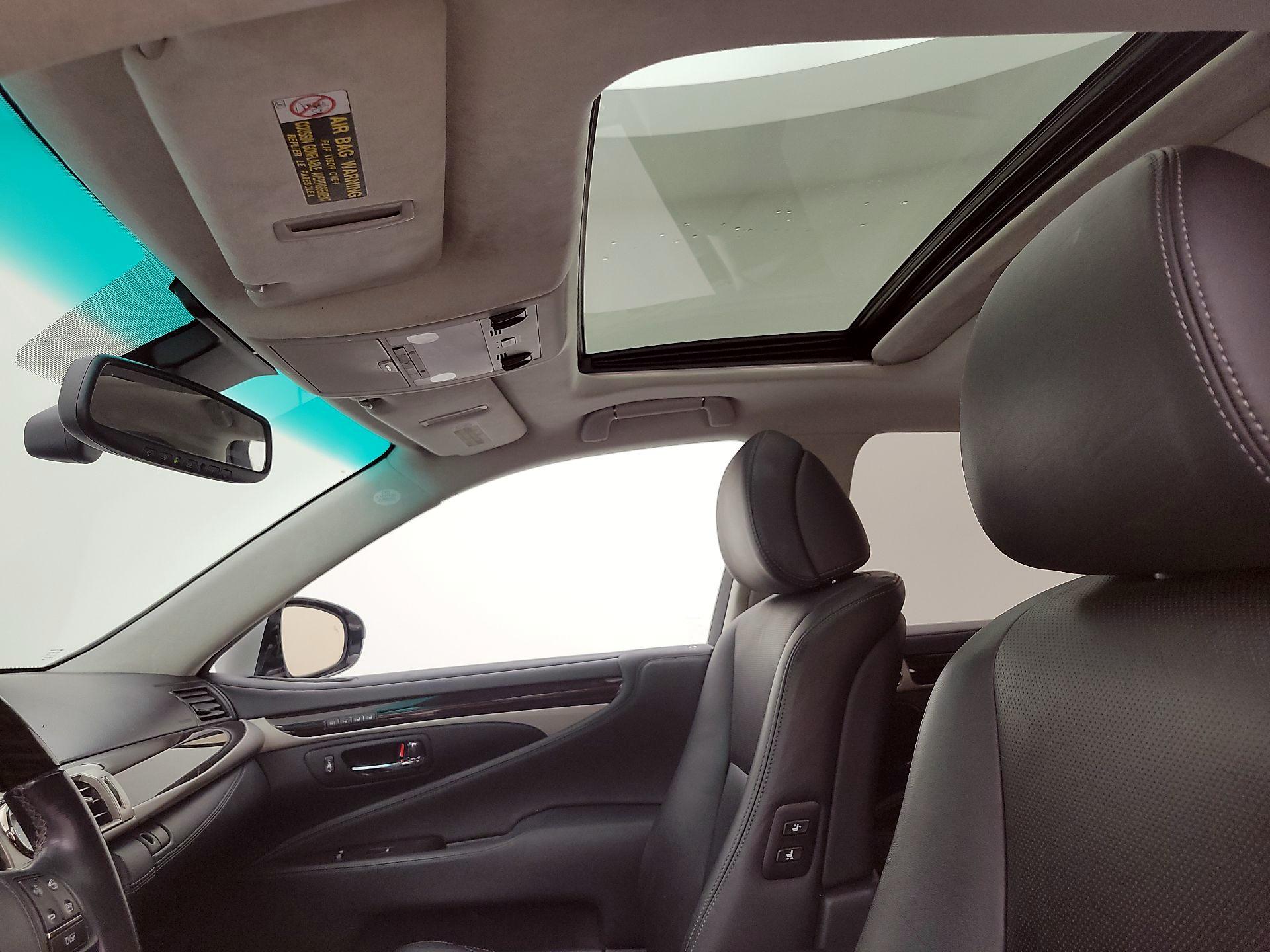 Thumbnail: 2014 Lexus LS - 20