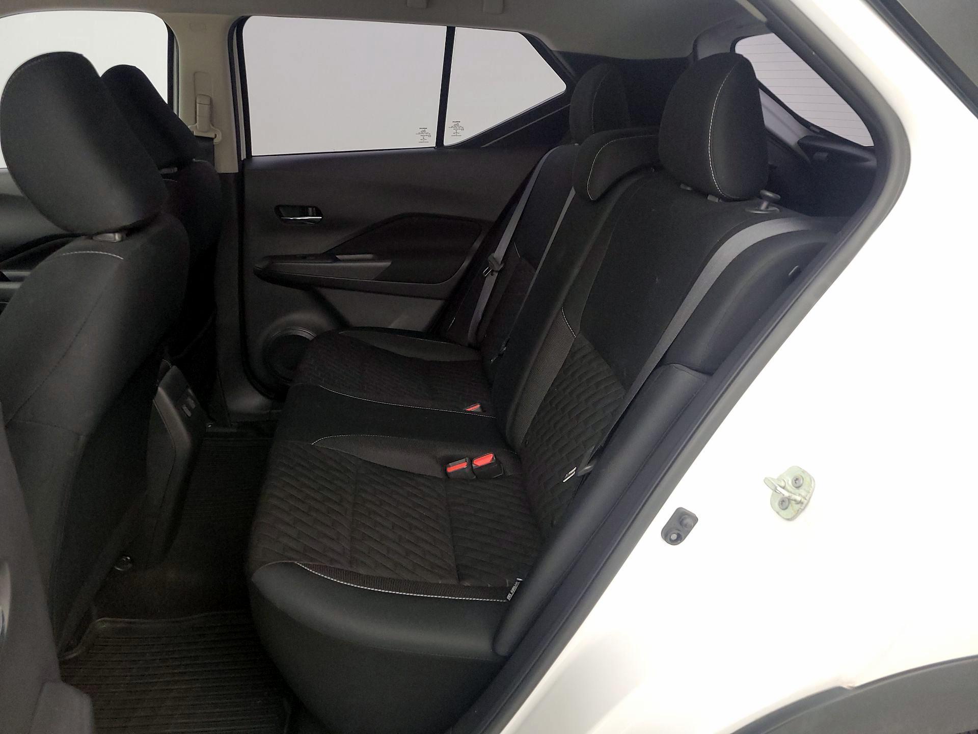 Thumbnail: 2021 Nissan Kicks - 18