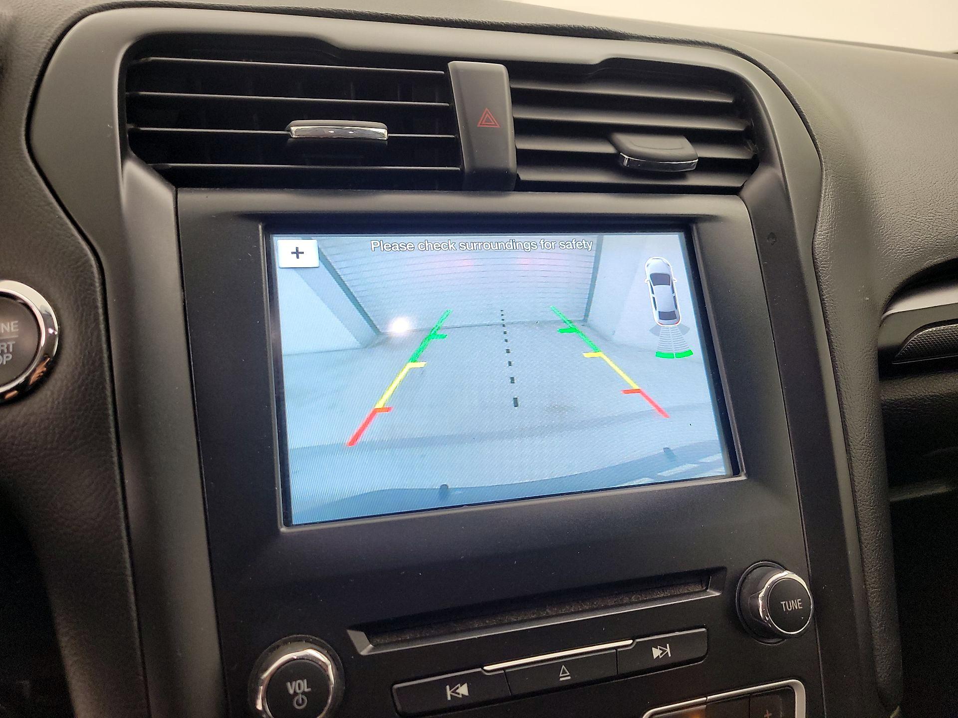 Thumbnail: 2018 Ford Fusion - 14