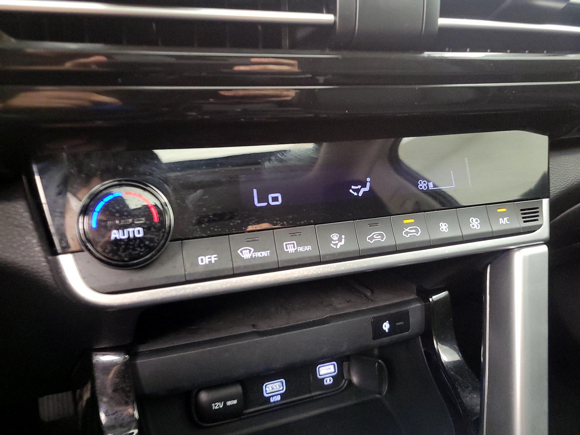 Thumbnail: 2023 Kia Seltos - 17