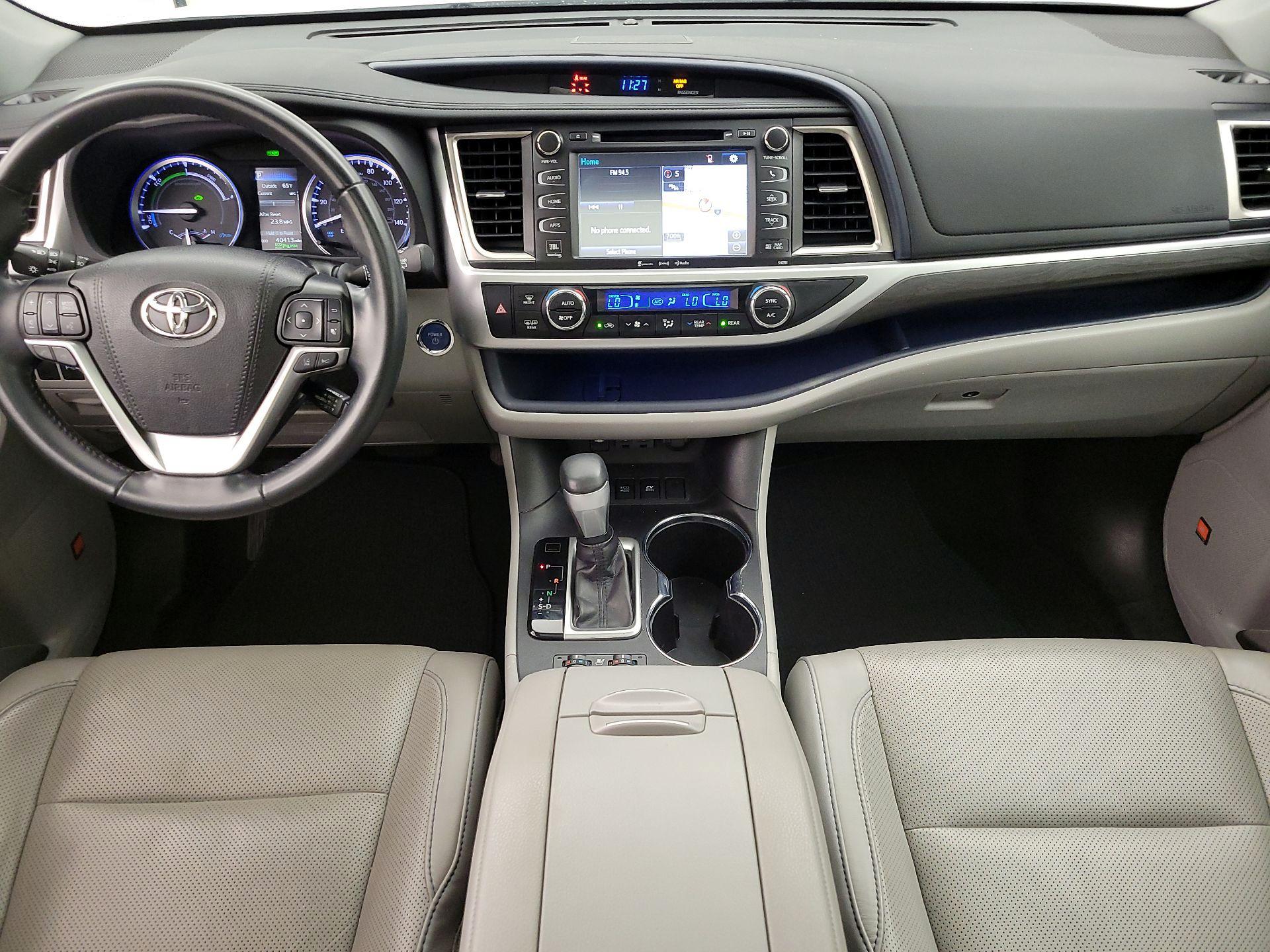 Thumbnail: 2019 Toyota Highlander - 9