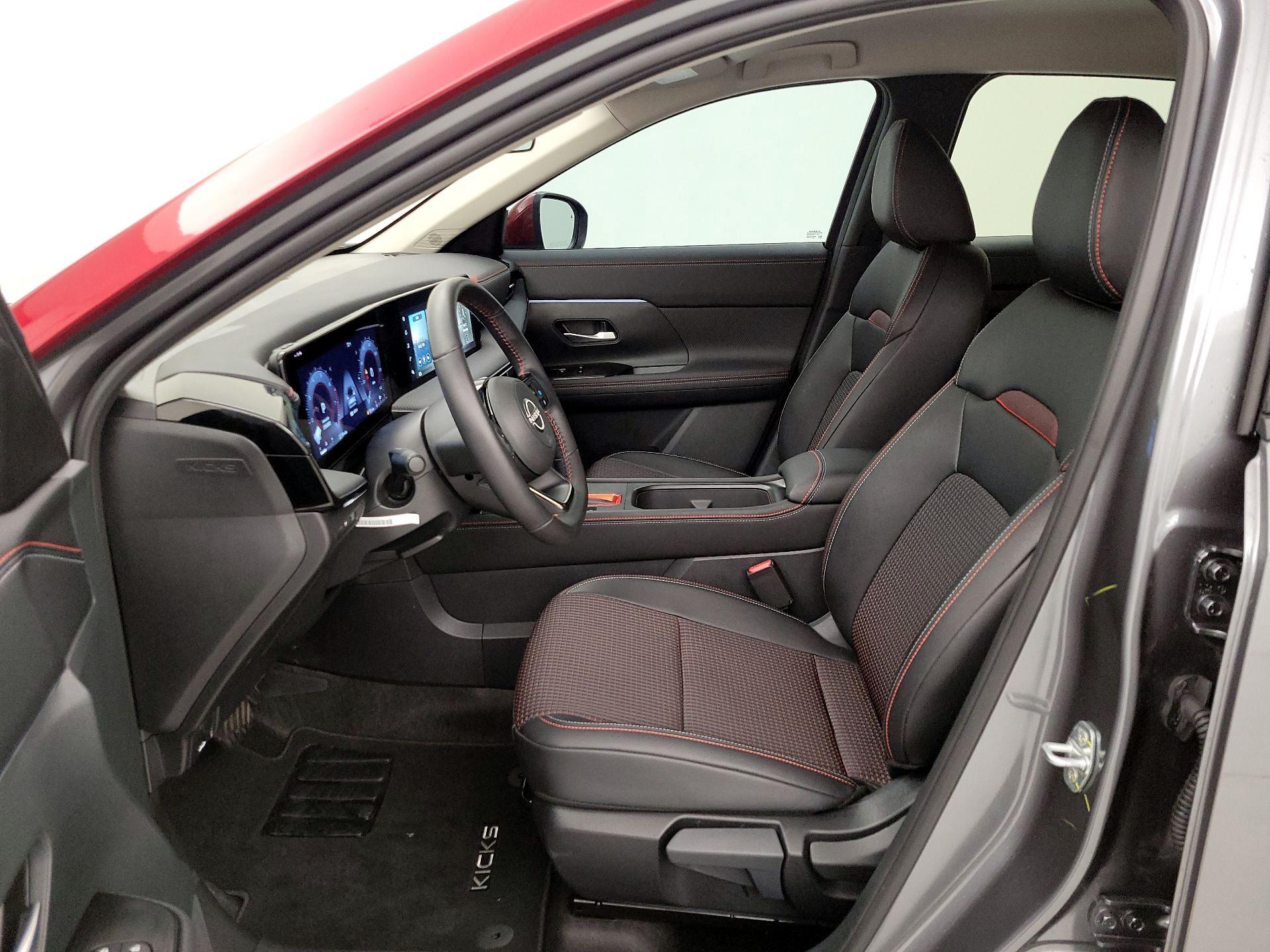 Thumbnail: 2025 Nissan Kicks - 11