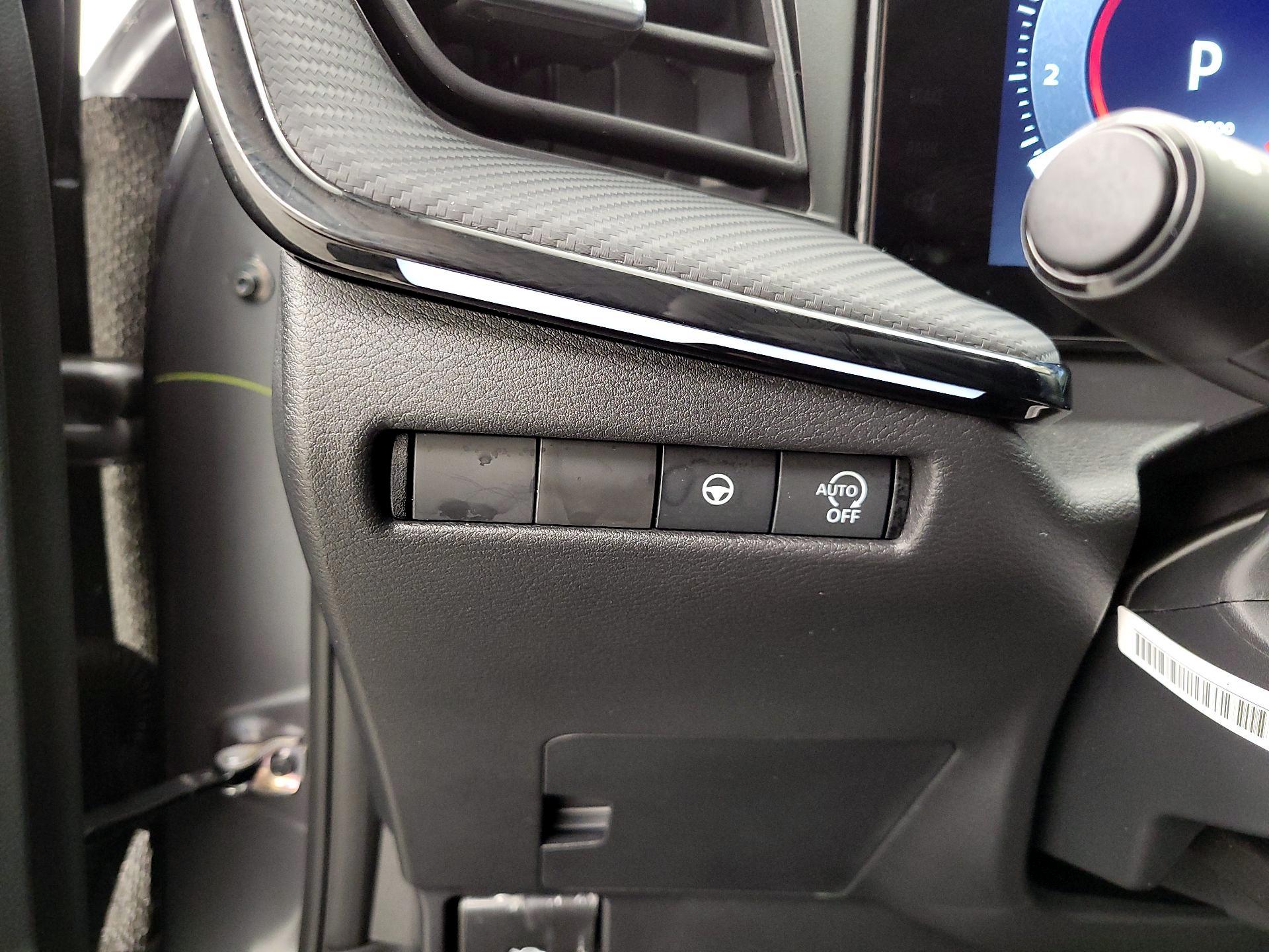 Thumbnail: 2025 Nissan Kicks - 13