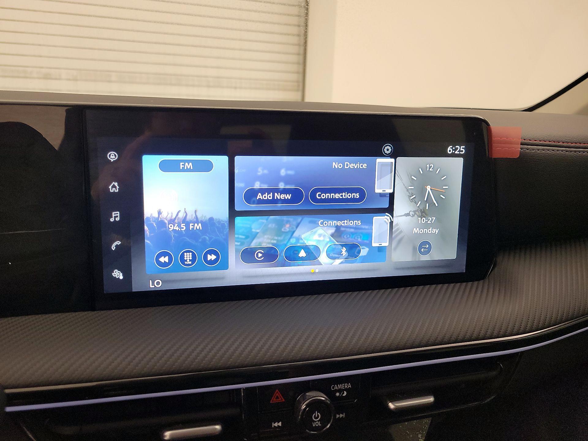 Thumbnail: 2025 Nissan Kicks - 15