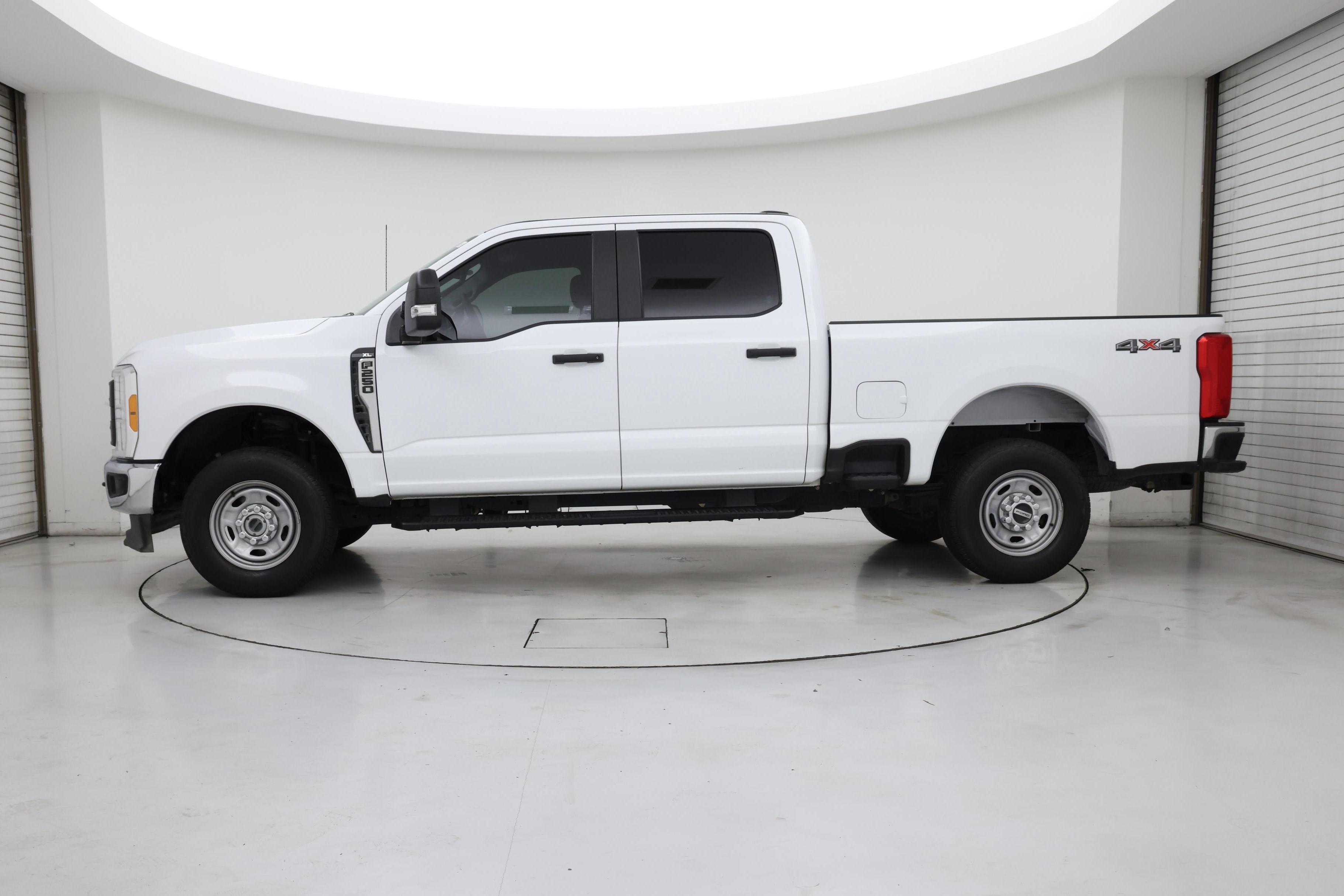 Thumbnail: 2023 Ford F-250 - 3