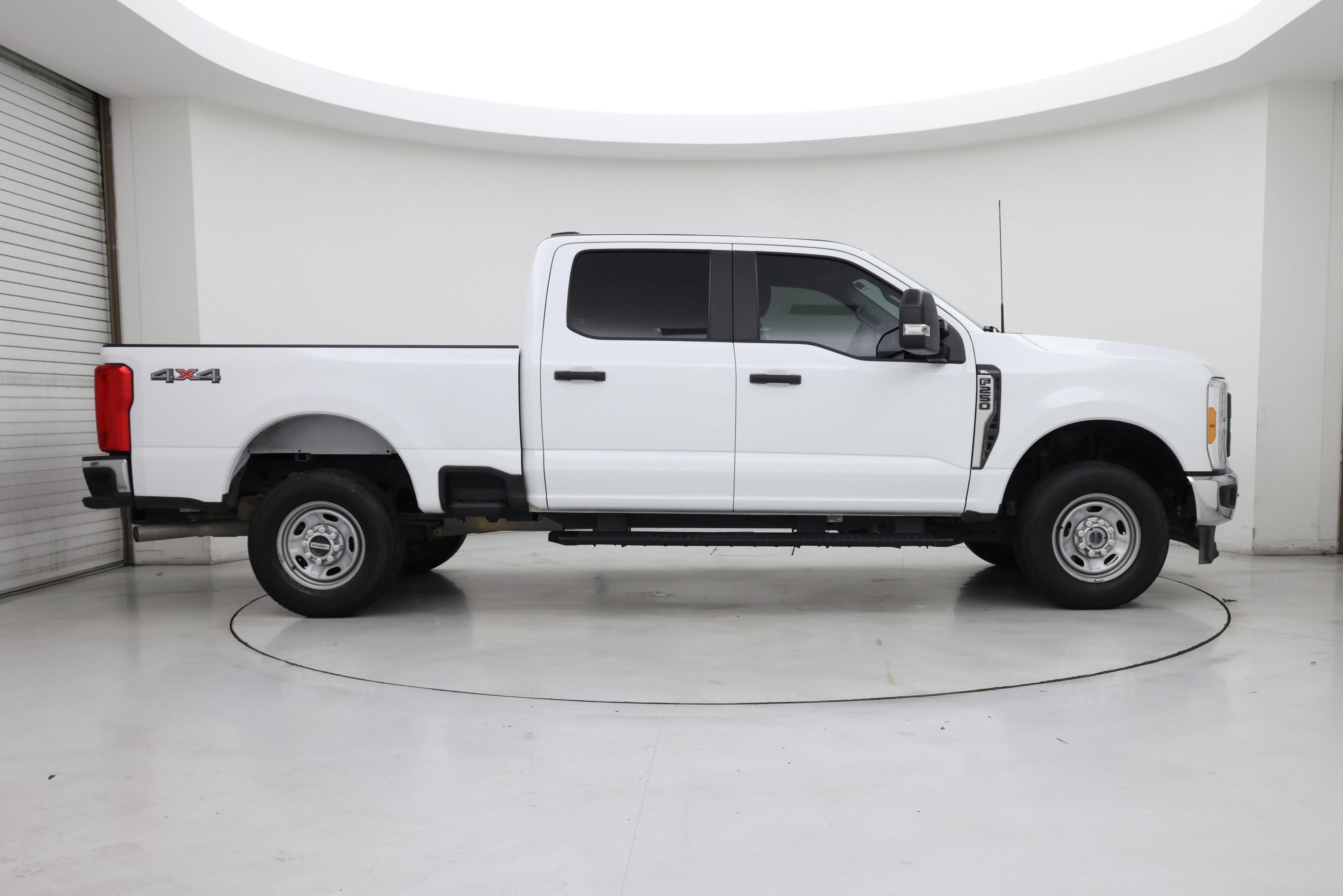 Thumbnail: 2023 Ford F-250 - 7