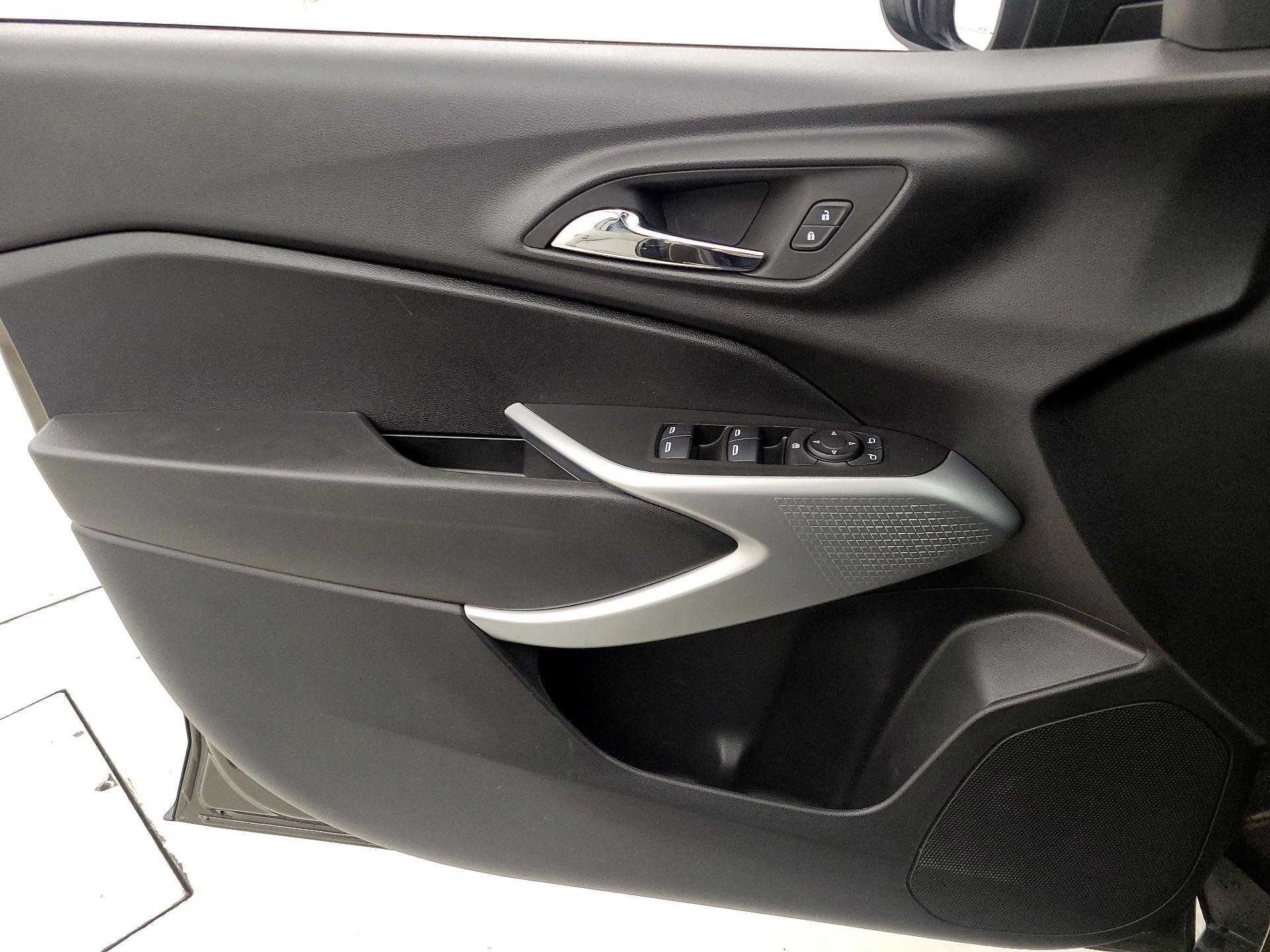 Thumbnail: 2024 Chevrolet Trax - 12