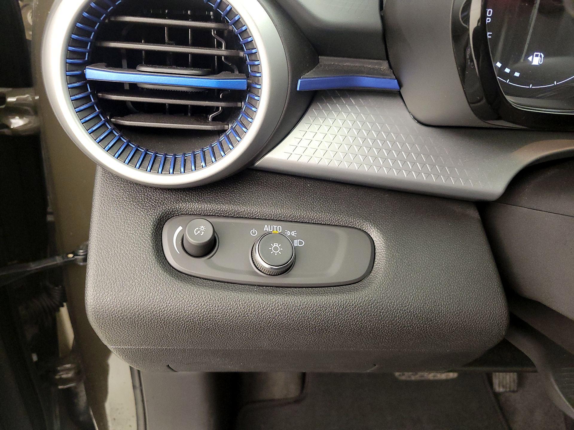 Thumbnail: 2024 Chevrolet Trax - 13