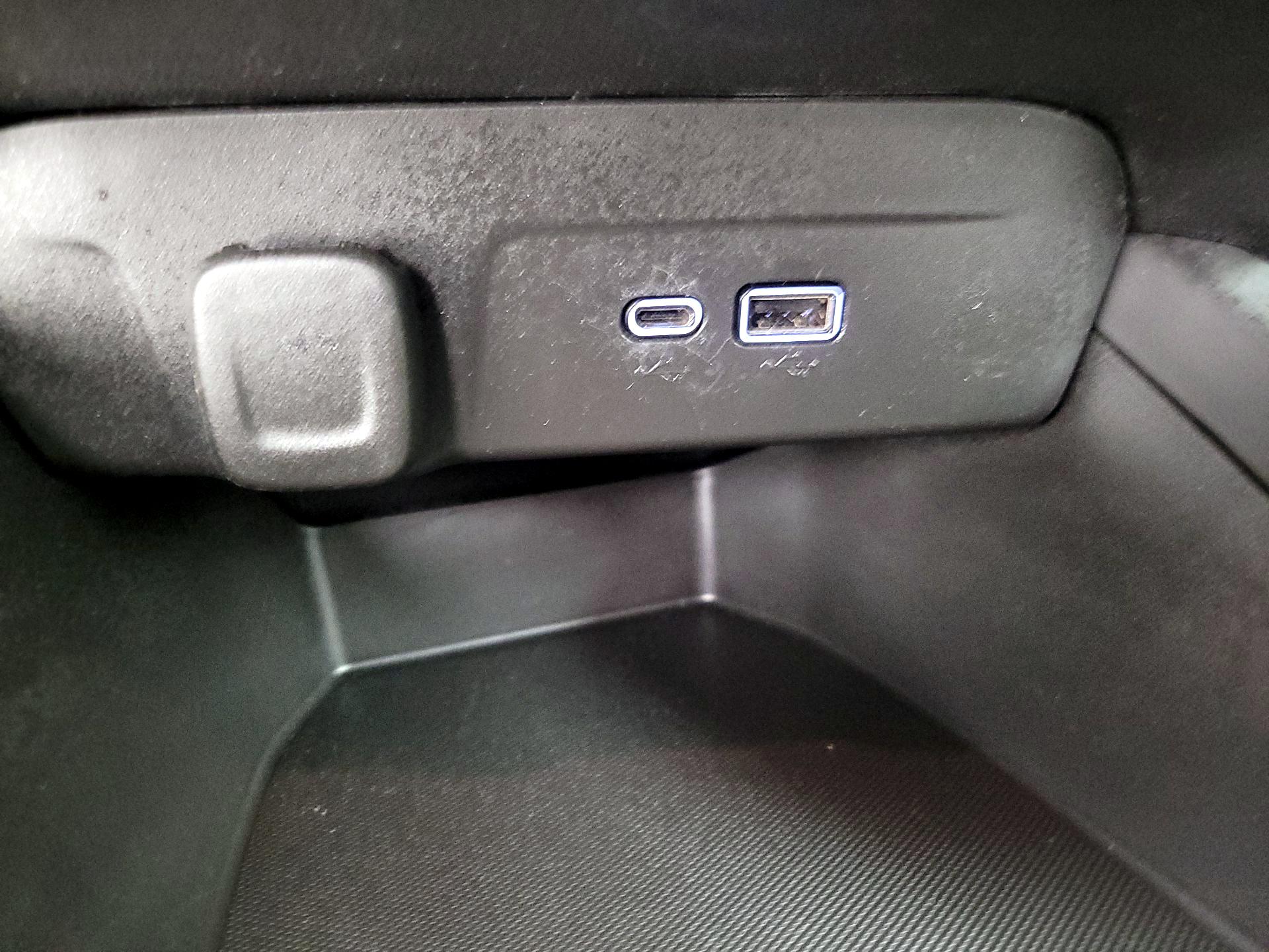 Thumbnail: 2024 Chevrolet Trax - 18