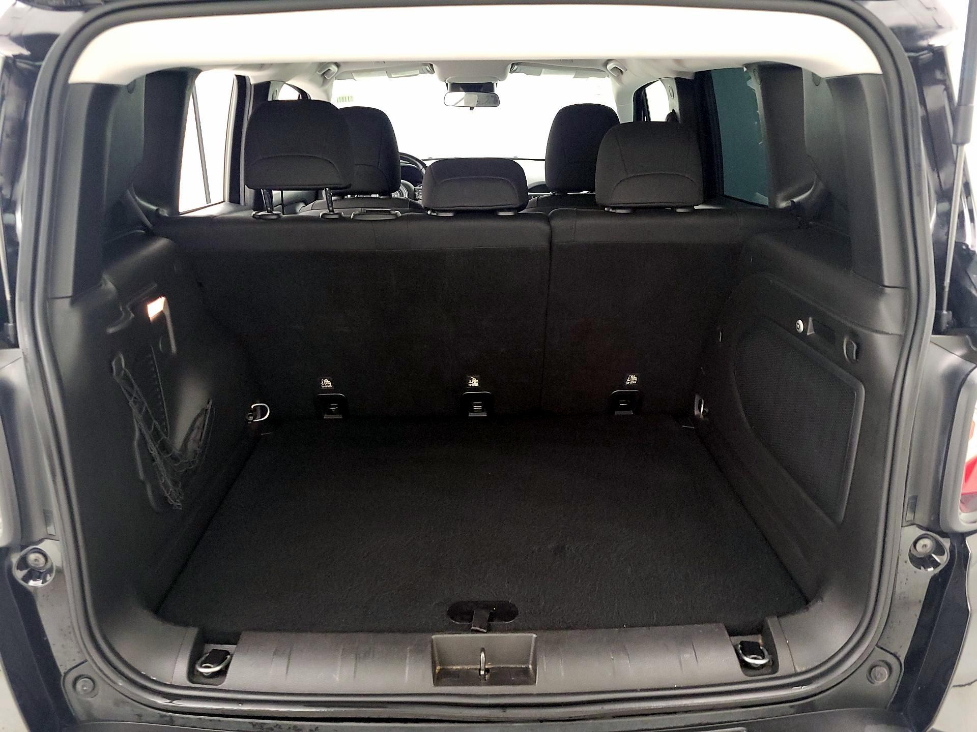 Thumbnail: 2018 Jeep Renegade - 20