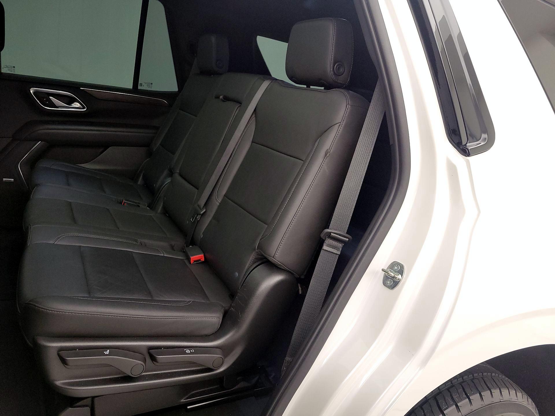 Thumbnail: 2022 Chevrolet Tahoe - 18