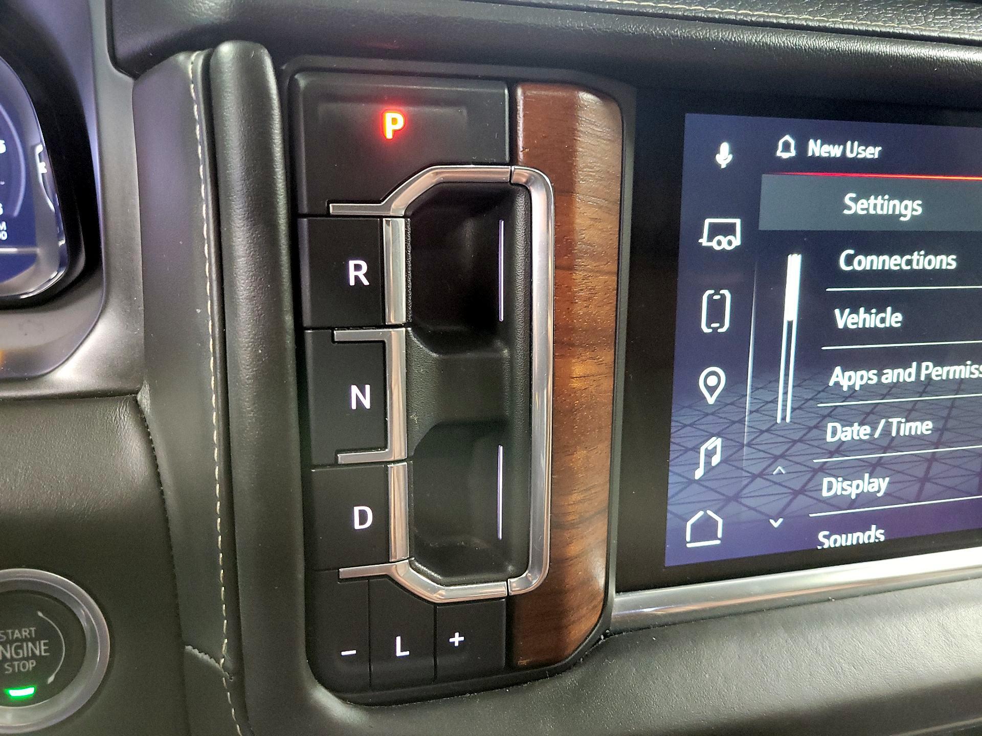 Thumbnail: 2023 GMC Yukon - 18