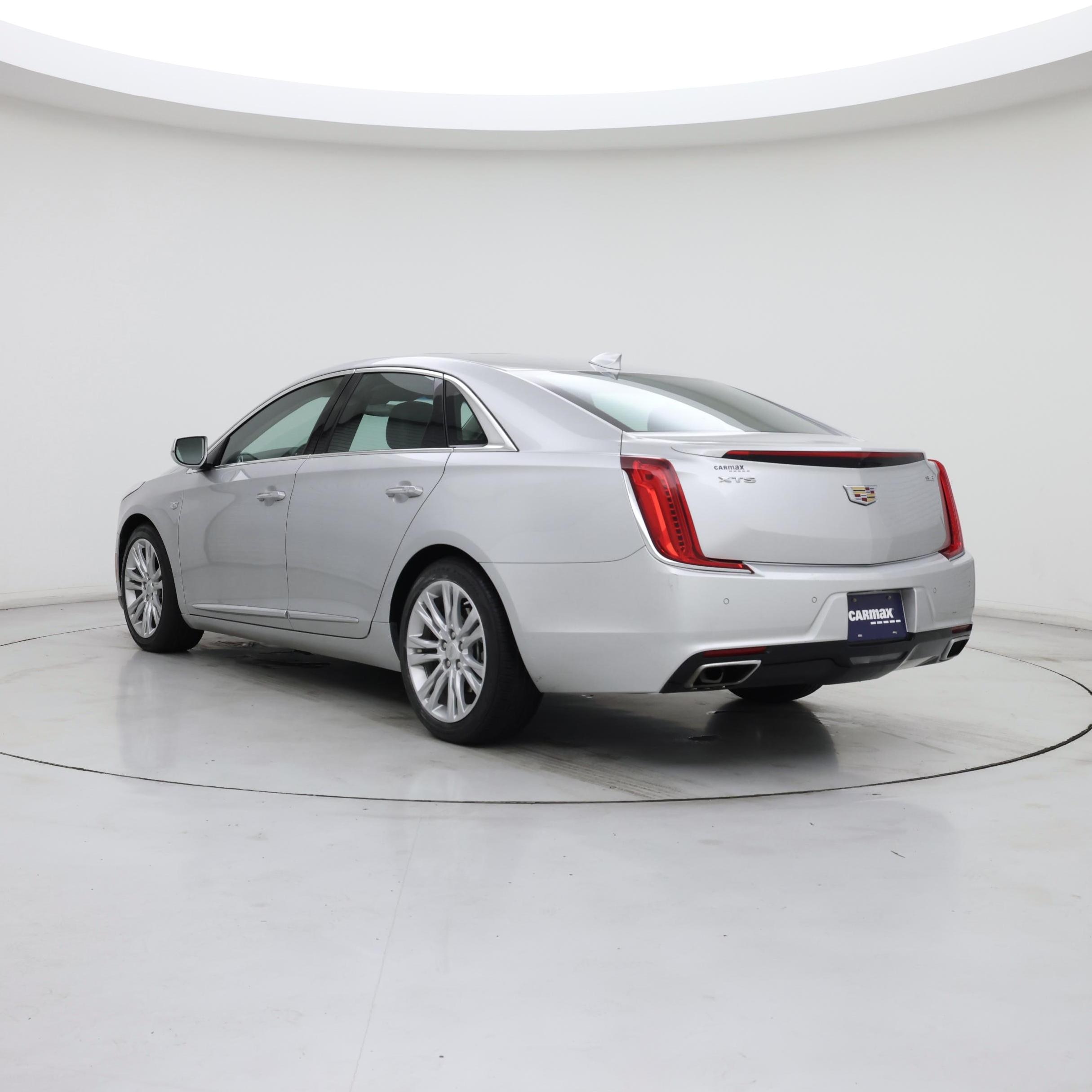 Thumbnail: 2019 Cadillac XTS - 2