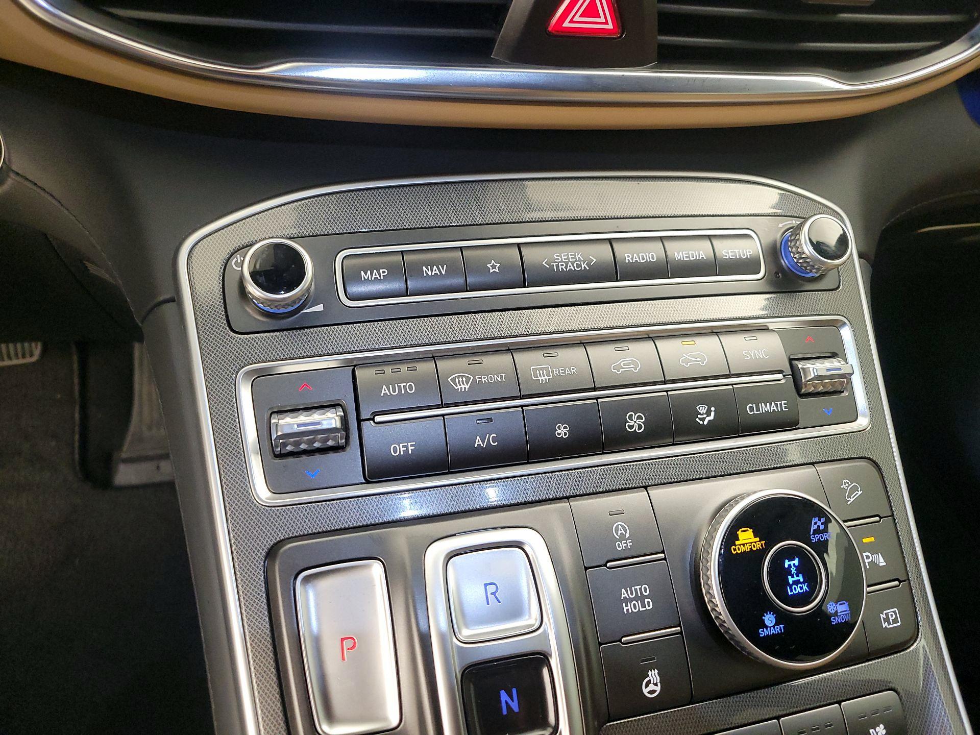 Thumbnail: 2023 Hyundai Santa Fe - 17