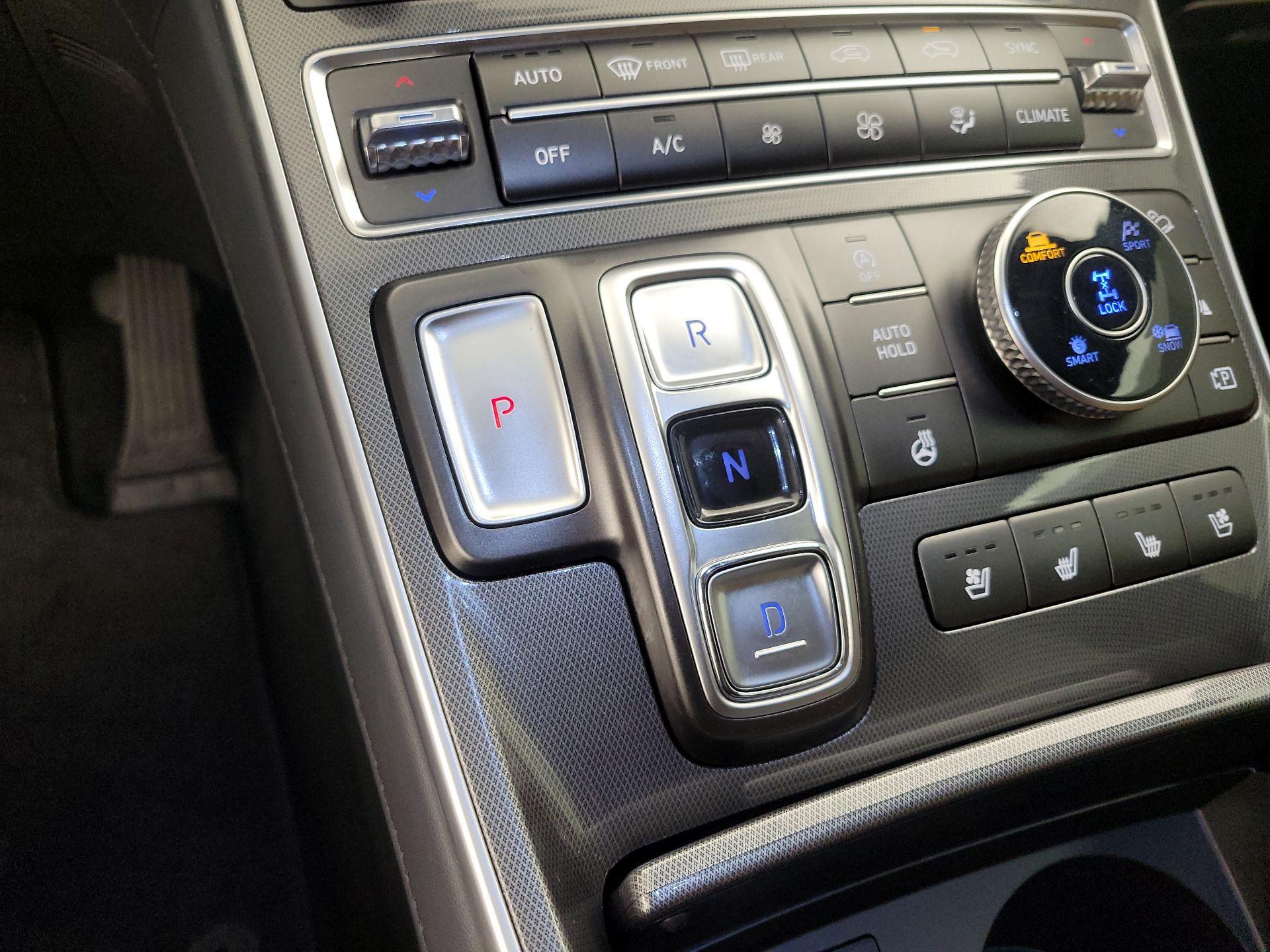 Thumbnail: 2023 Hyundai Santa Fe - 18