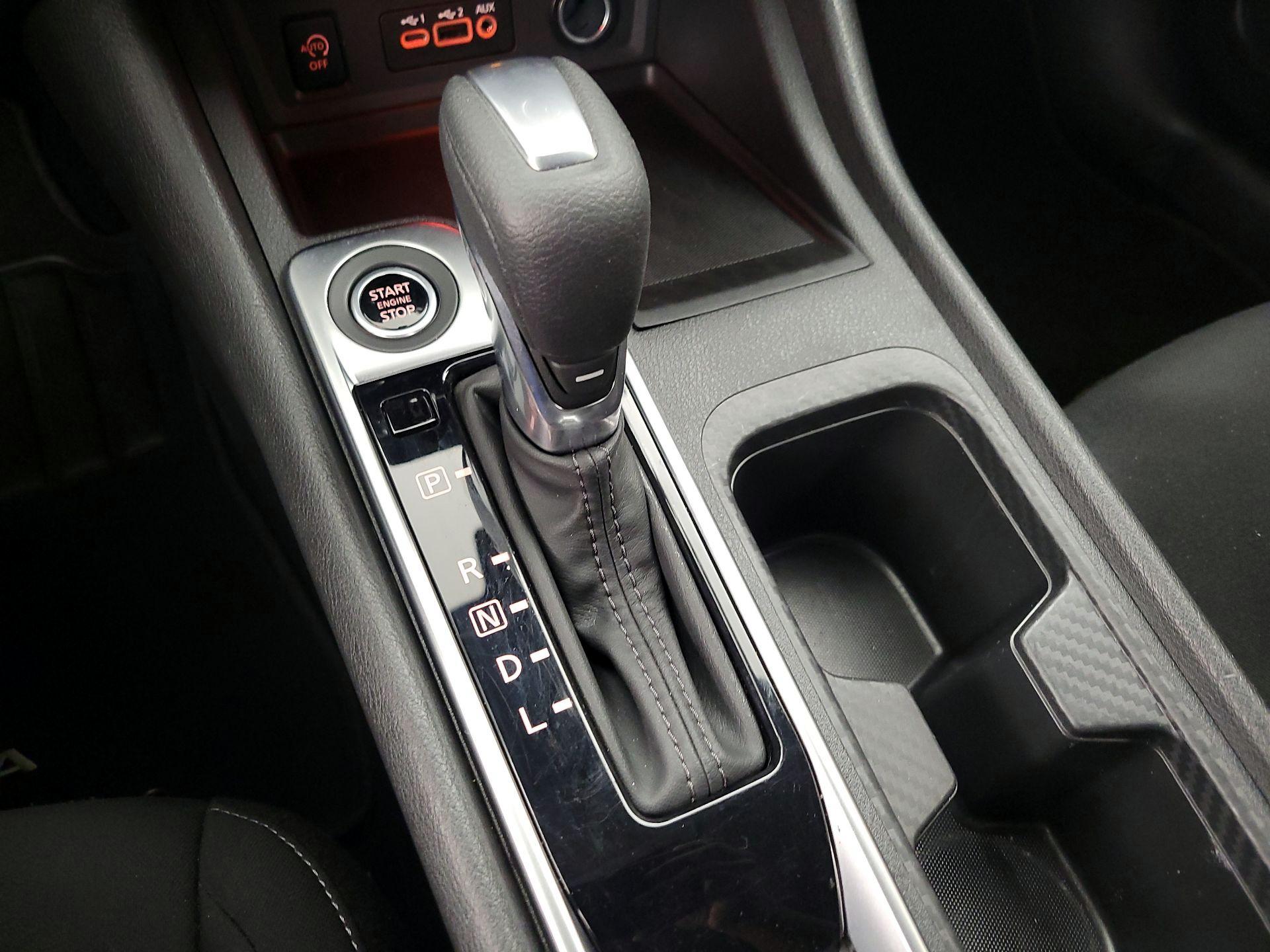 Thumbnail: 2025 Nissan Sentra - 17