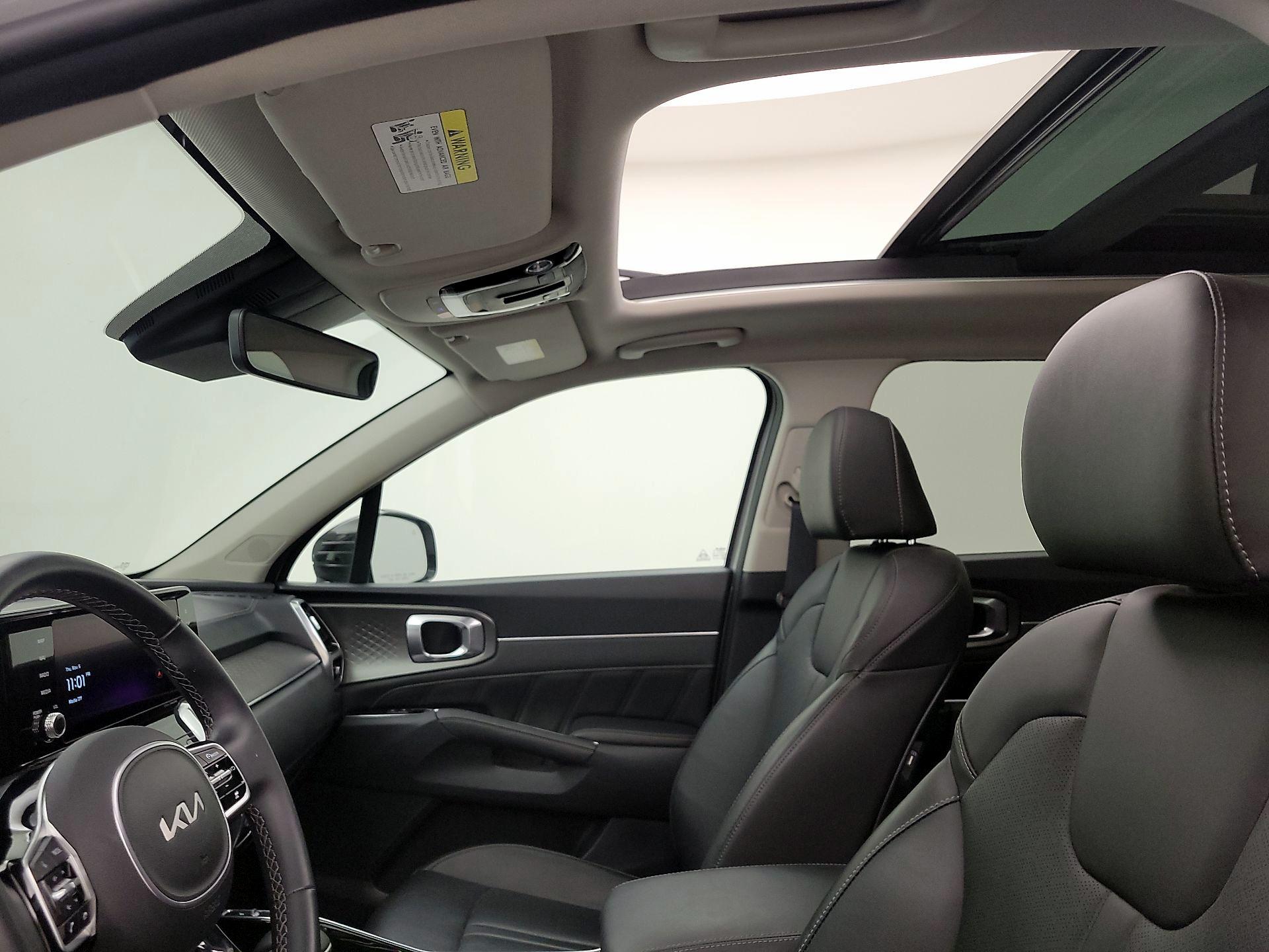 Thumbnail: 2023 Kia Sorento - 20