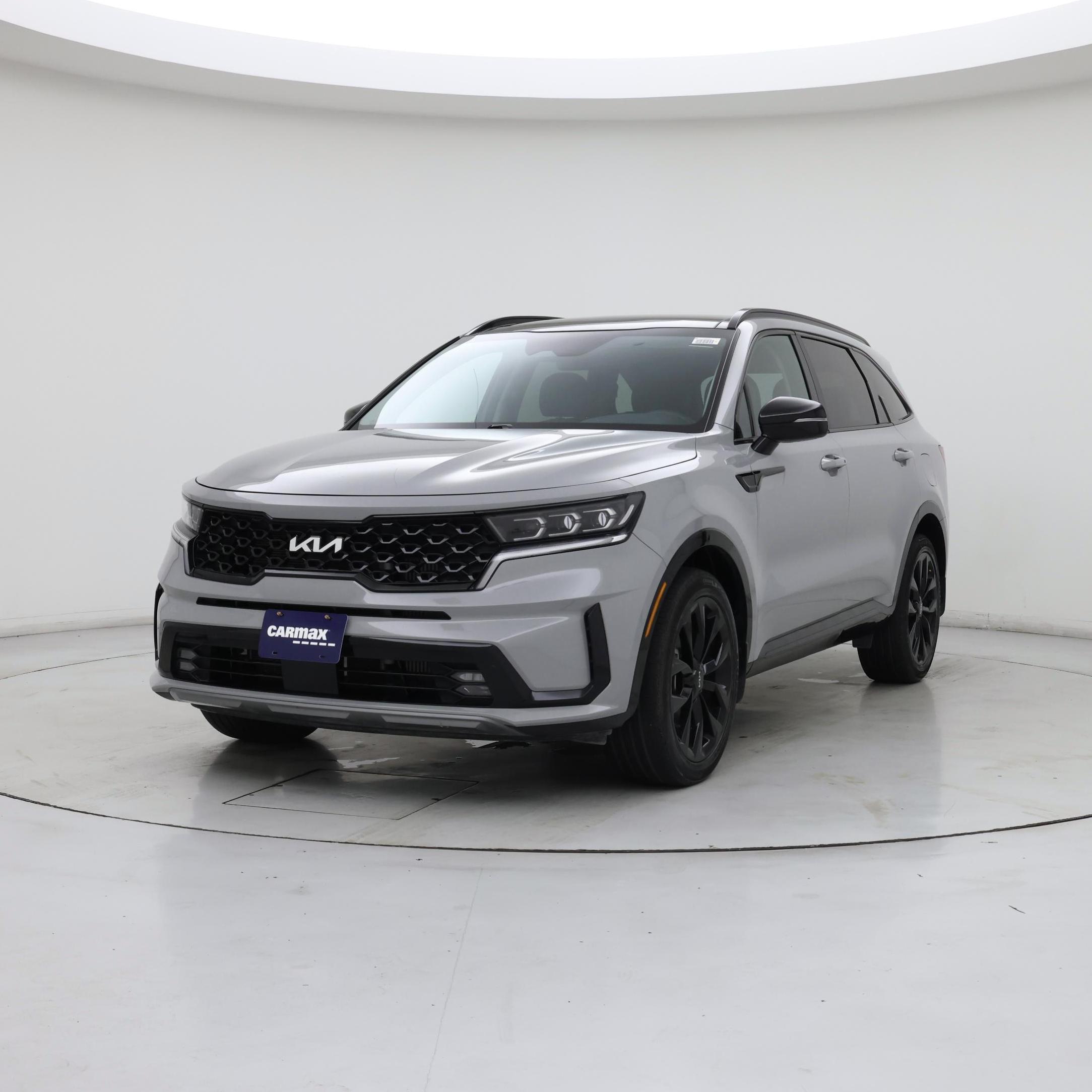 Thumbnail: 2023 Kia Sorento - 4