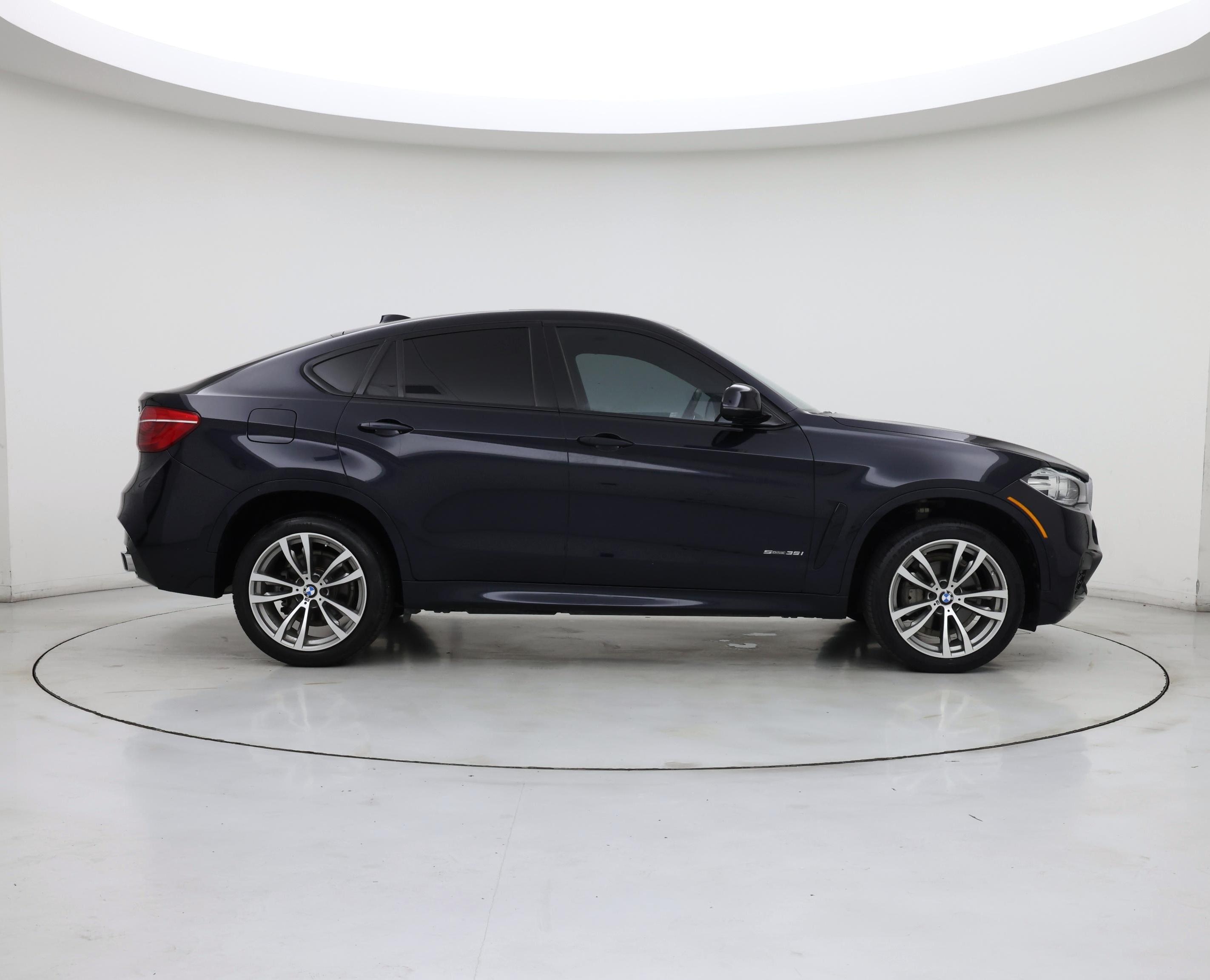 Thumbnail: 2019 BMW X6 - 7