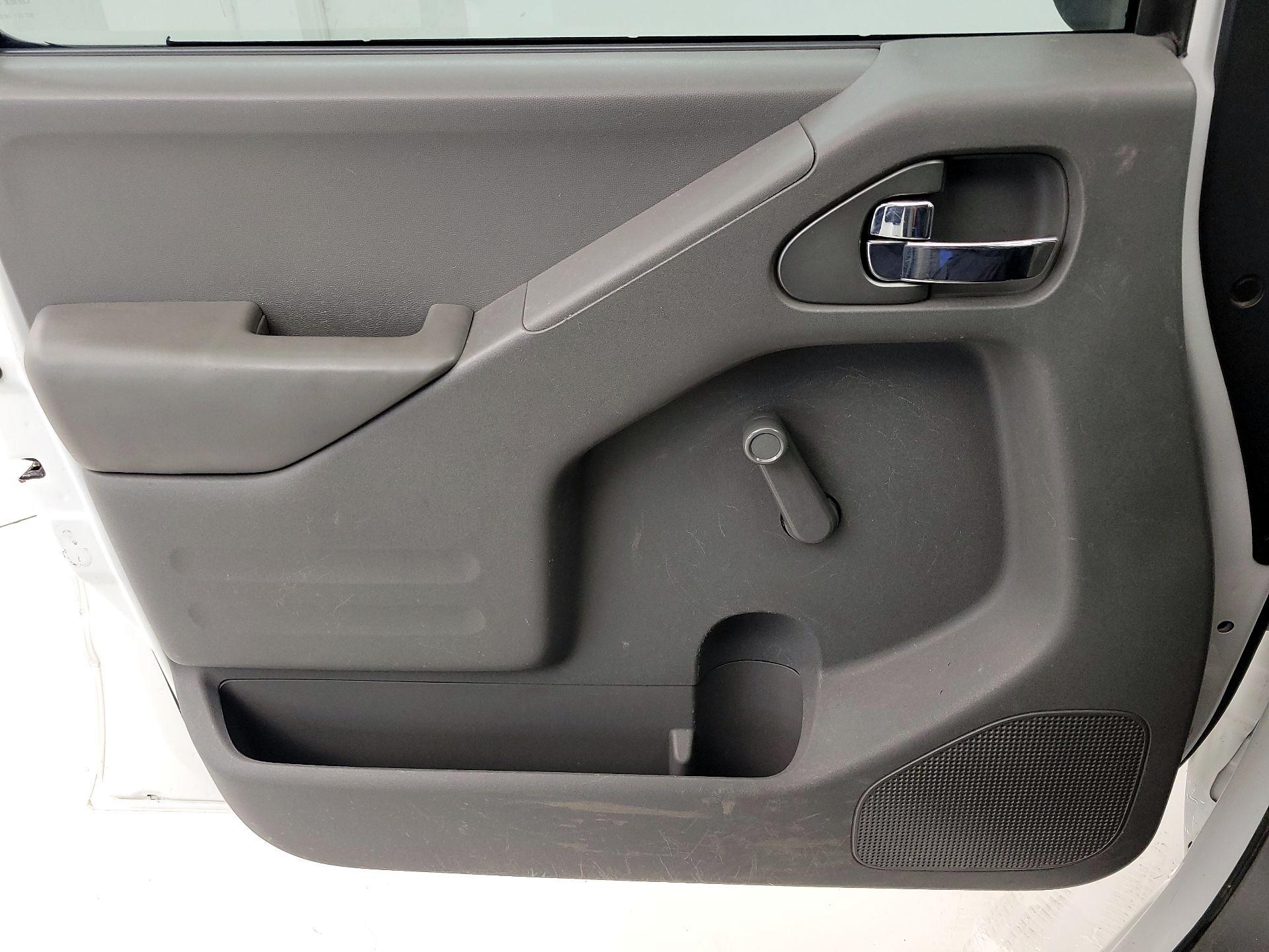 Thumbnail: 2016 Nissan Frontier - 12