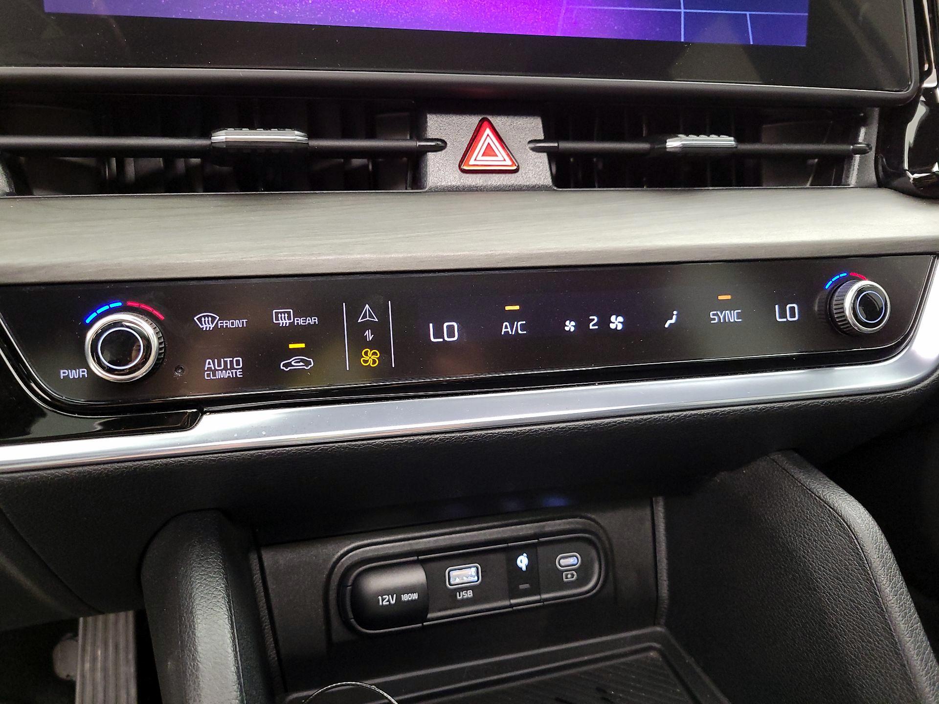 Thumbnail: 2024 Kia Sportage - 17