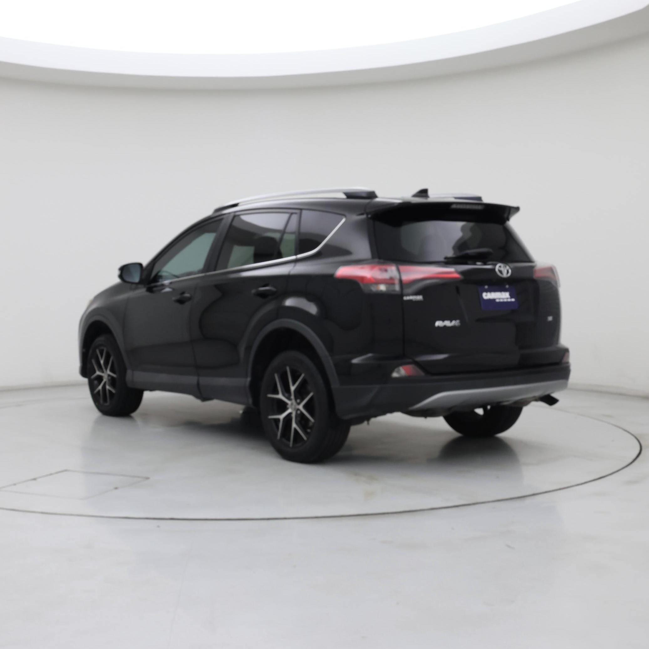 Thumbnail: 2018 Toyota RAV4 - 2