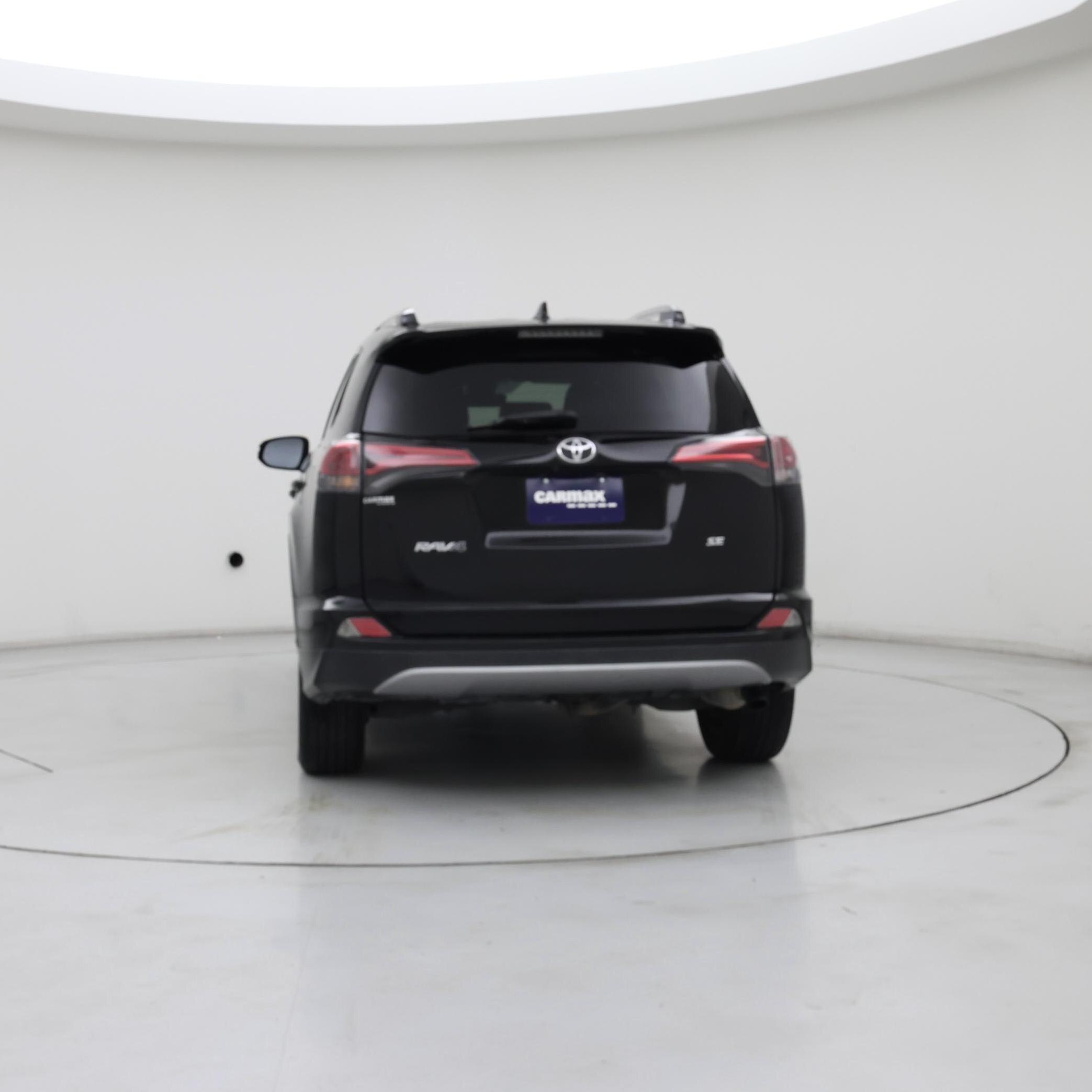 Thumbnail: 2018 Toyota RAV4 - 6