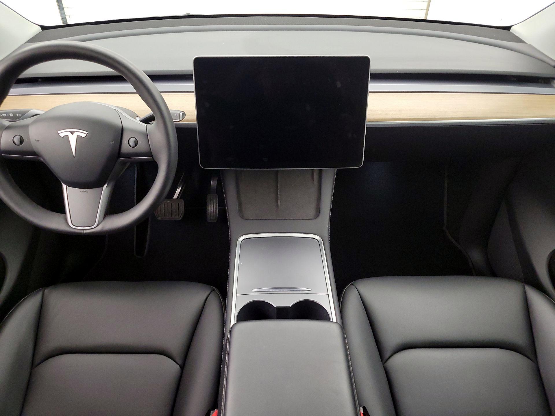 Thumbnail: 2022 Tesla Model Y - 9