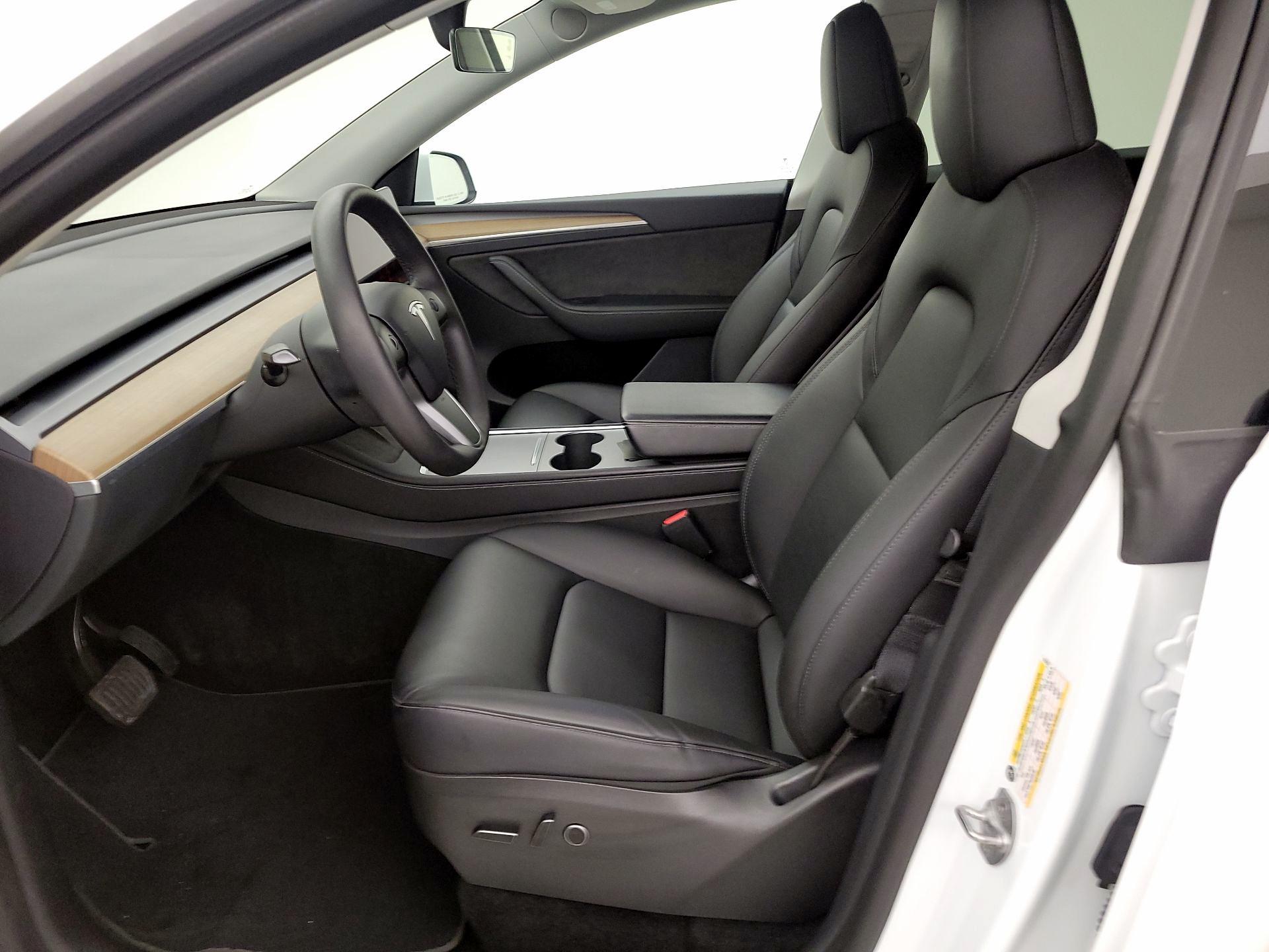 Thumbnail: 2022 Tesla Model Y - 11