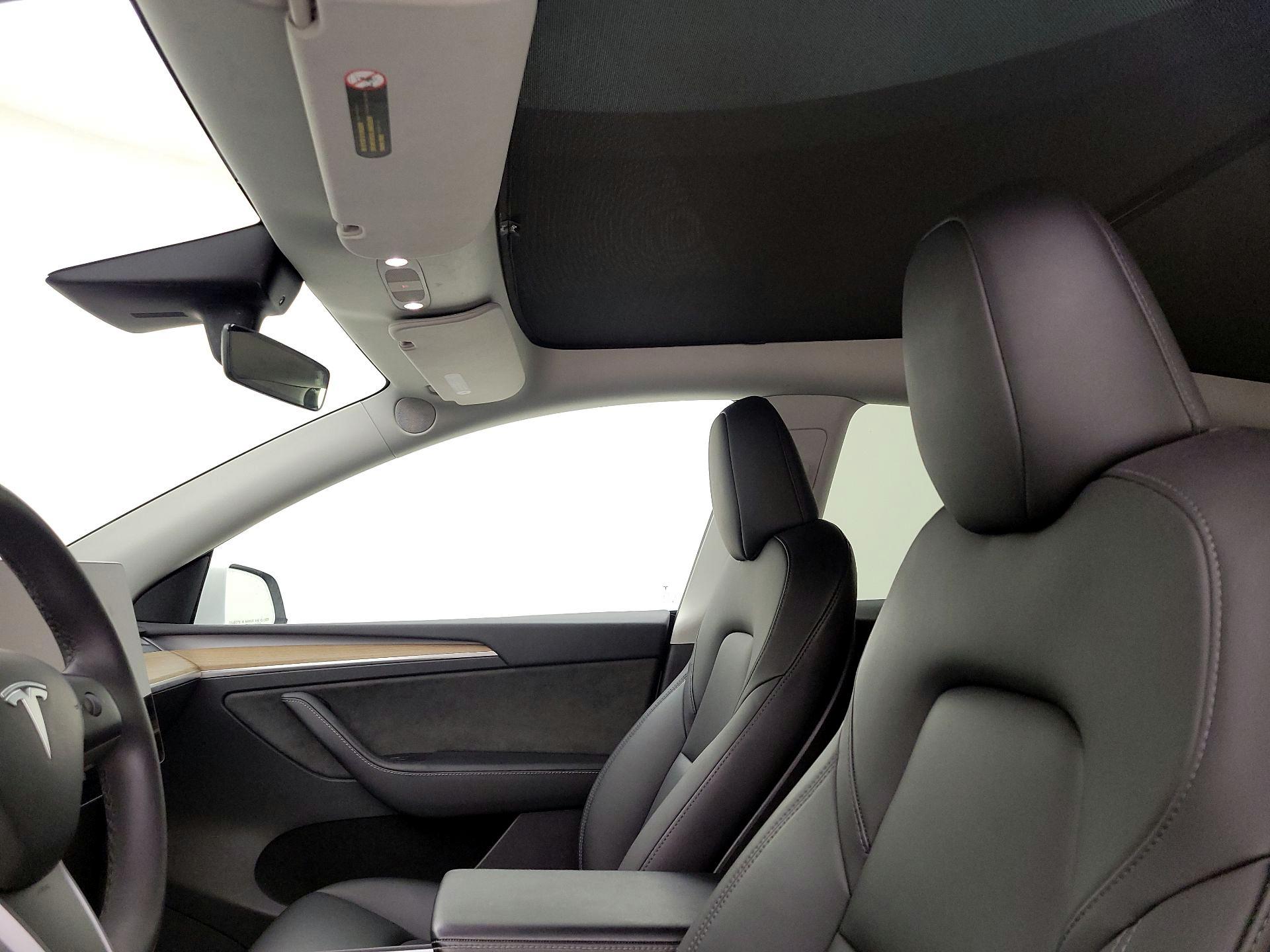 Thumbnail: 2022 Tesla Model Y - 18