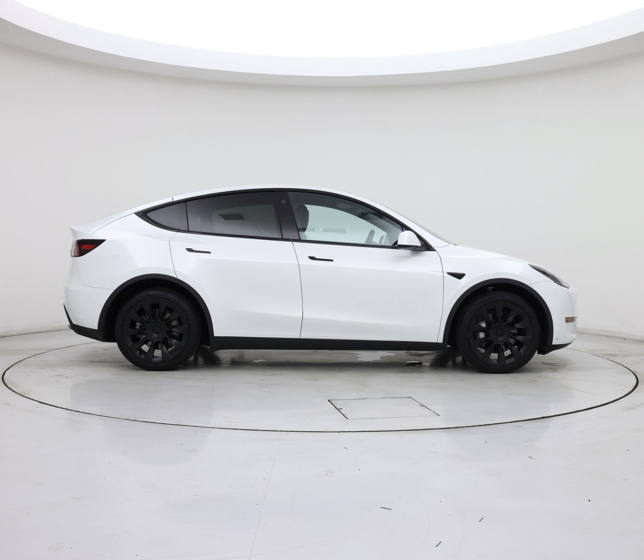 Thumbnail: 2022 Tesla Model Y - 7