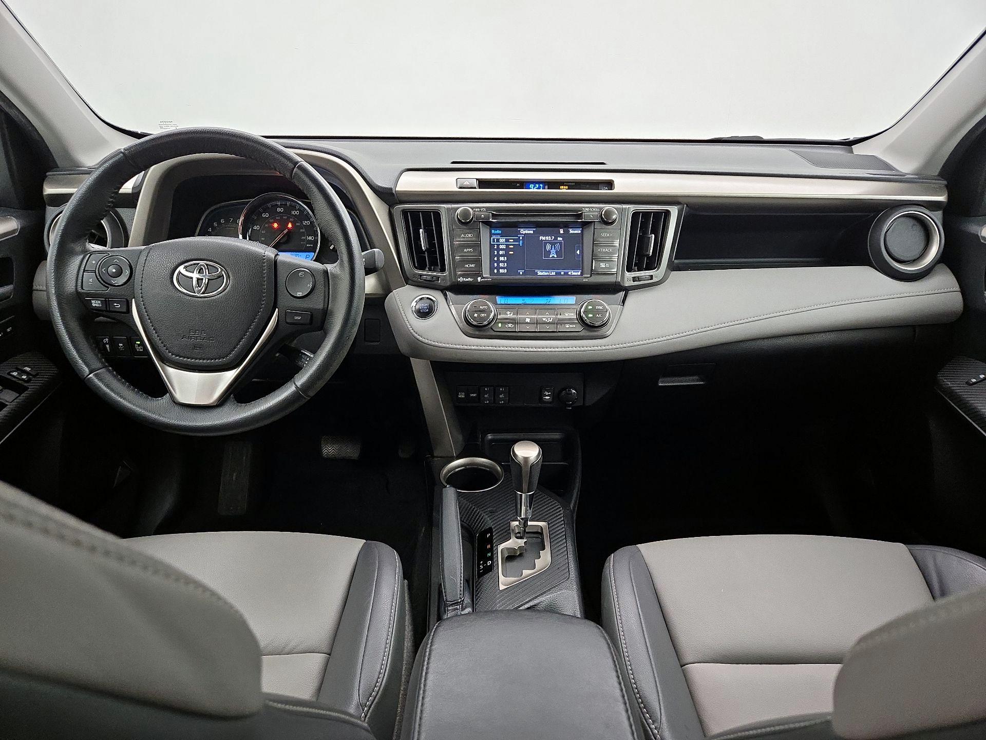 Thumbnail: 2015 Toyota RAV4 - 9