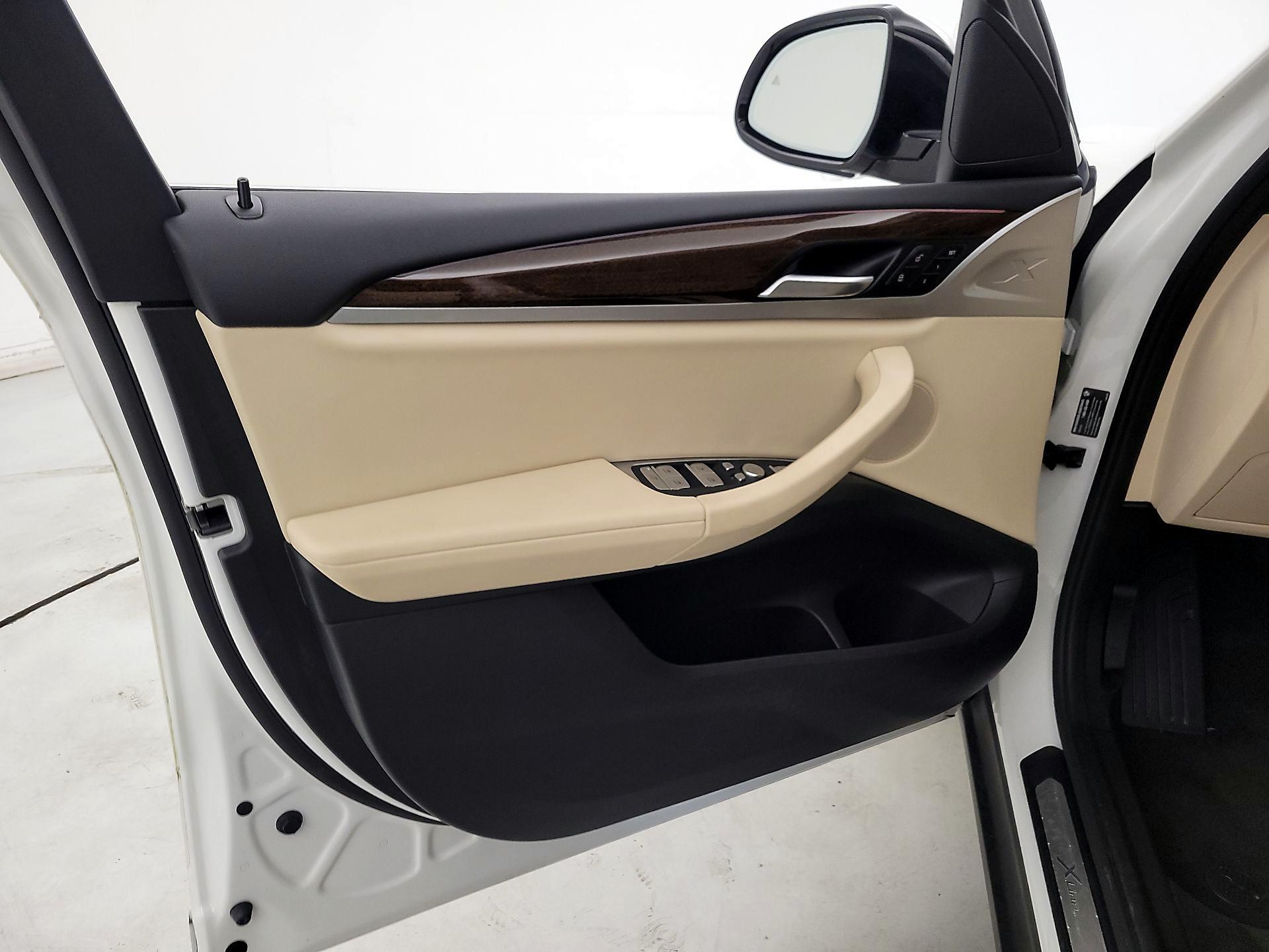 Thumbnail: 2021 BMW X3 - 12