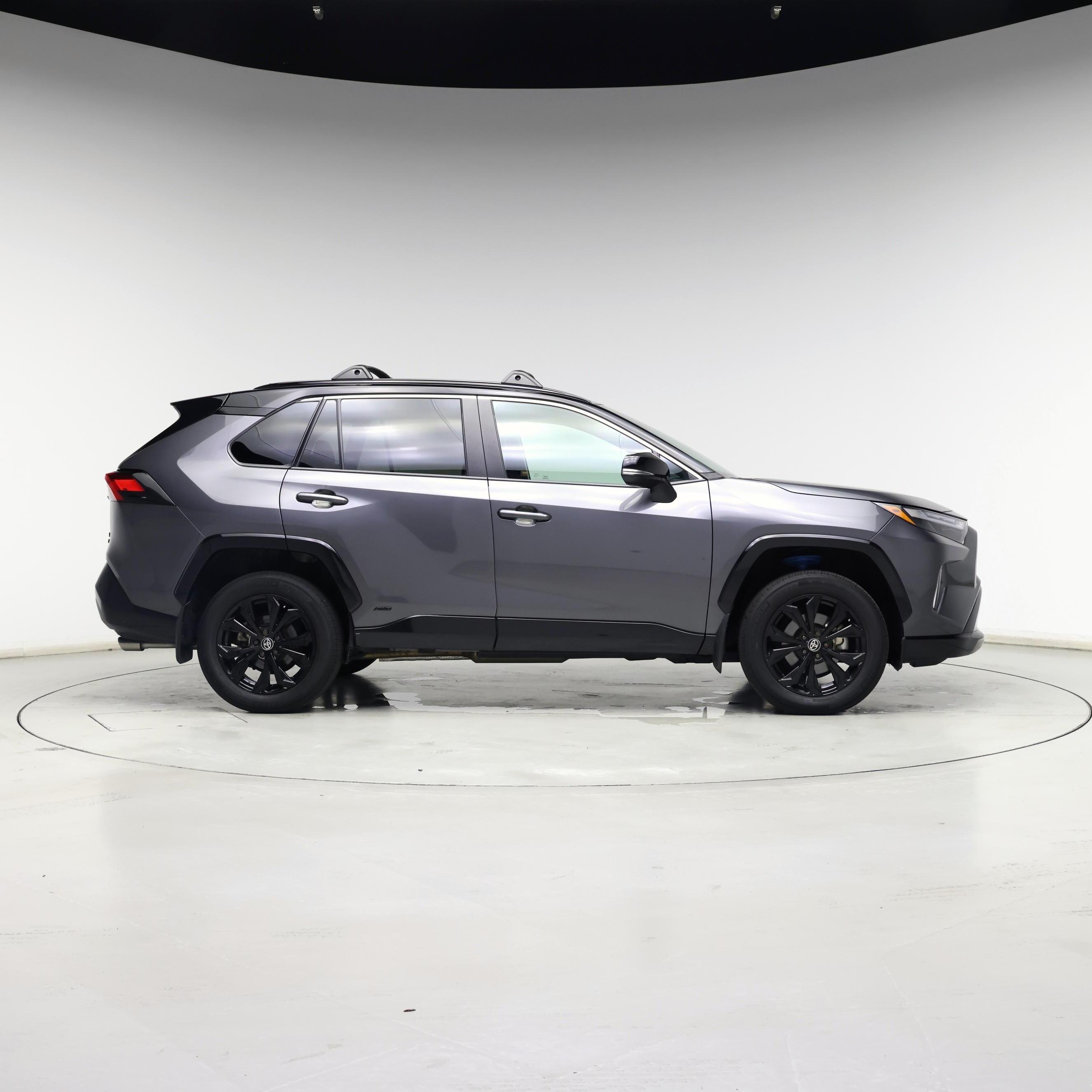 Thumbnail: 2022 Toyota RAV4 - 7