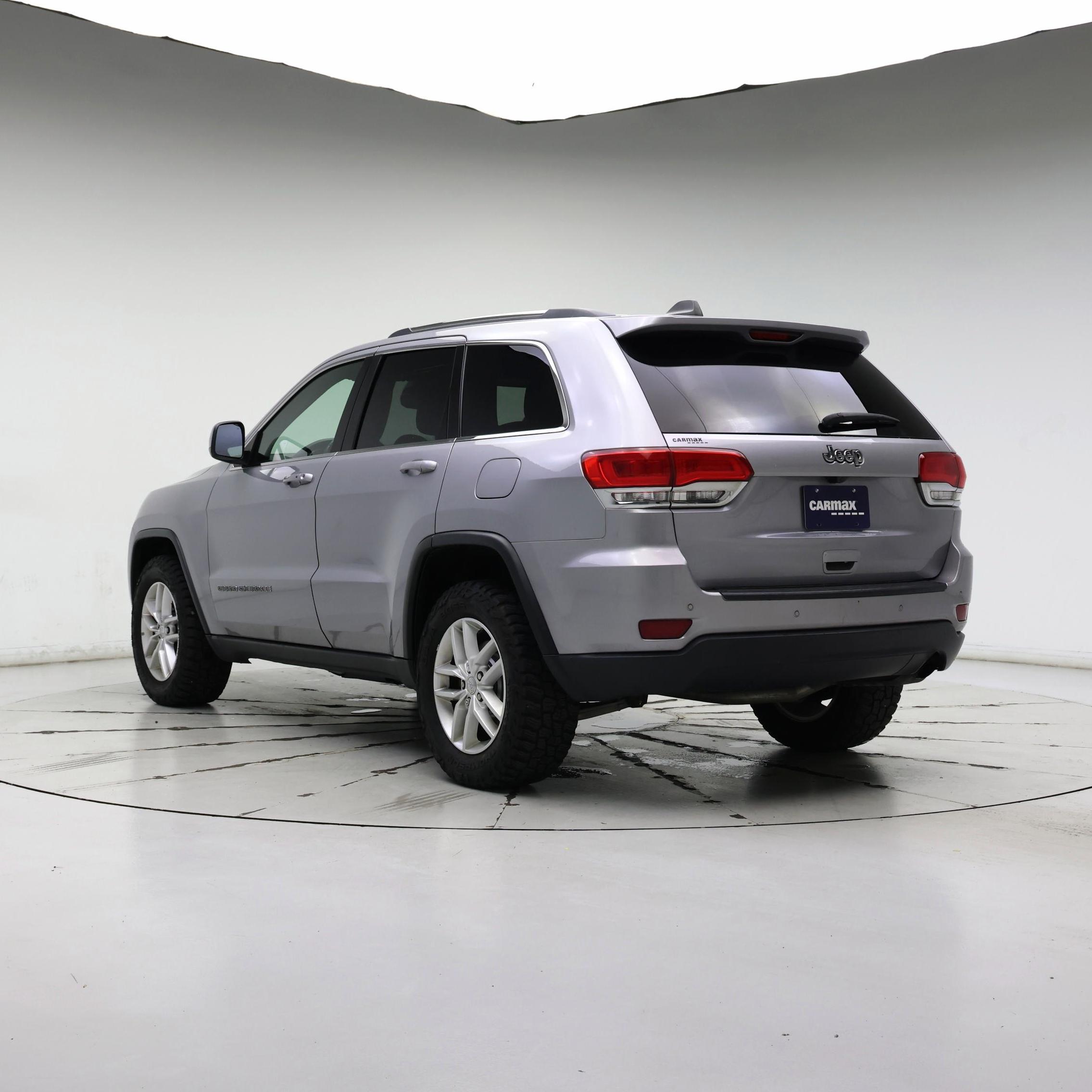 Thumbnail: 2017 Jeep Grand Cherokee - 2