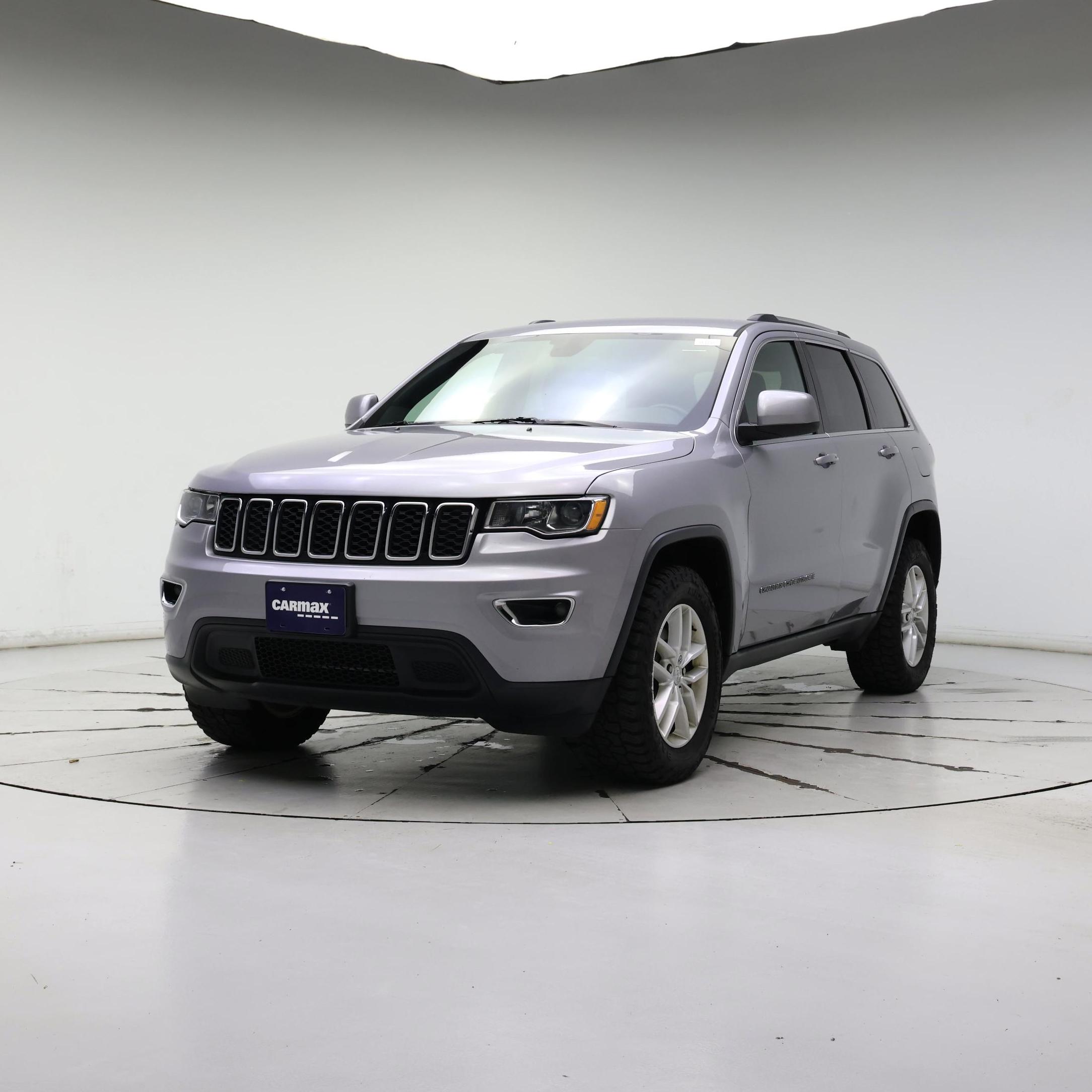 Thumbnail: 2017 Jeep Grand Cherokee - 4