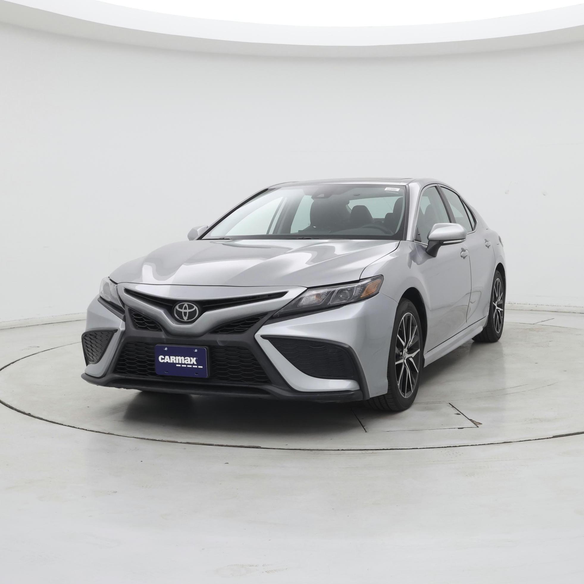 Thumbnail: 2023 Toyota Camry - 4