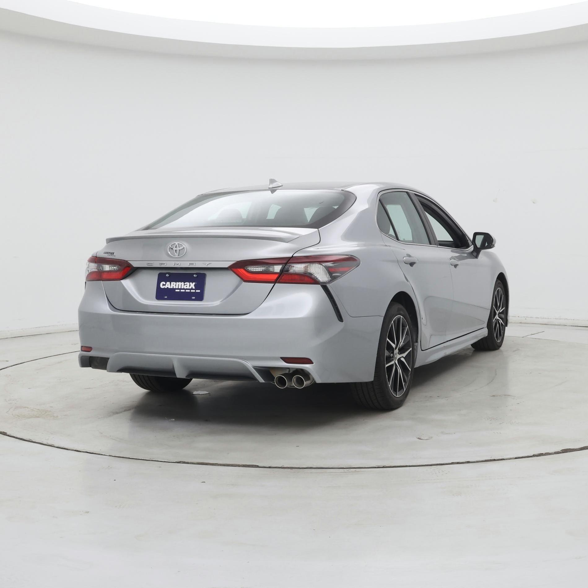Thumbnail: 2023 Toyota Camry - 8