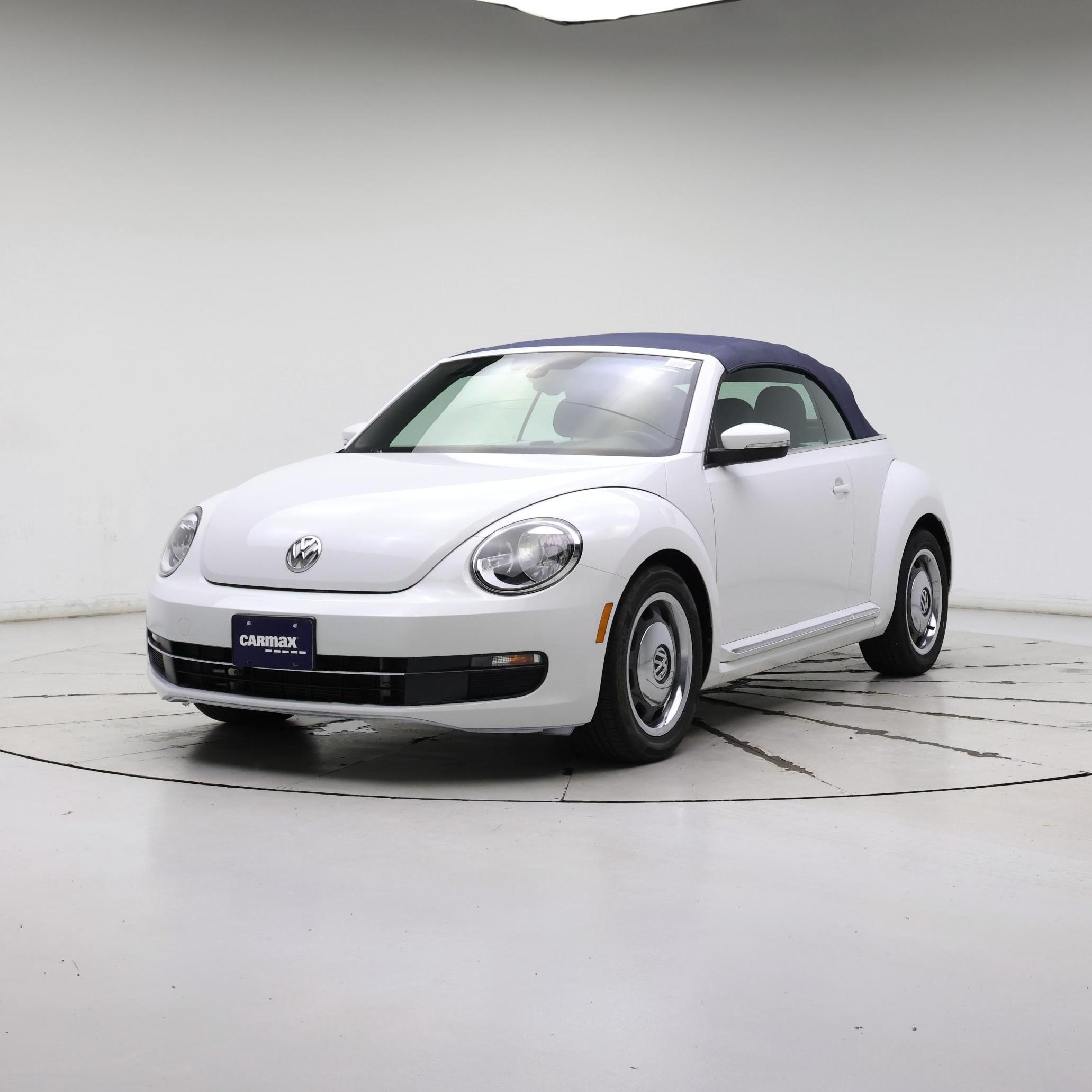 Thumbnail: 2016 Volkswagen Beetle - 4