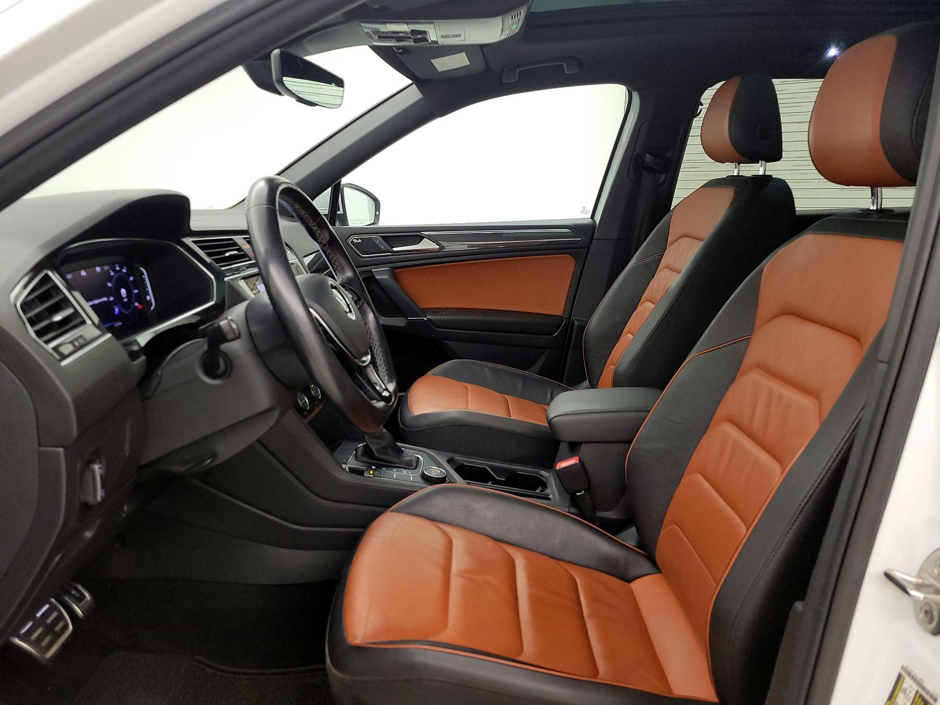 Thumbnail: 2020 Volkswagen Tiguan - 11